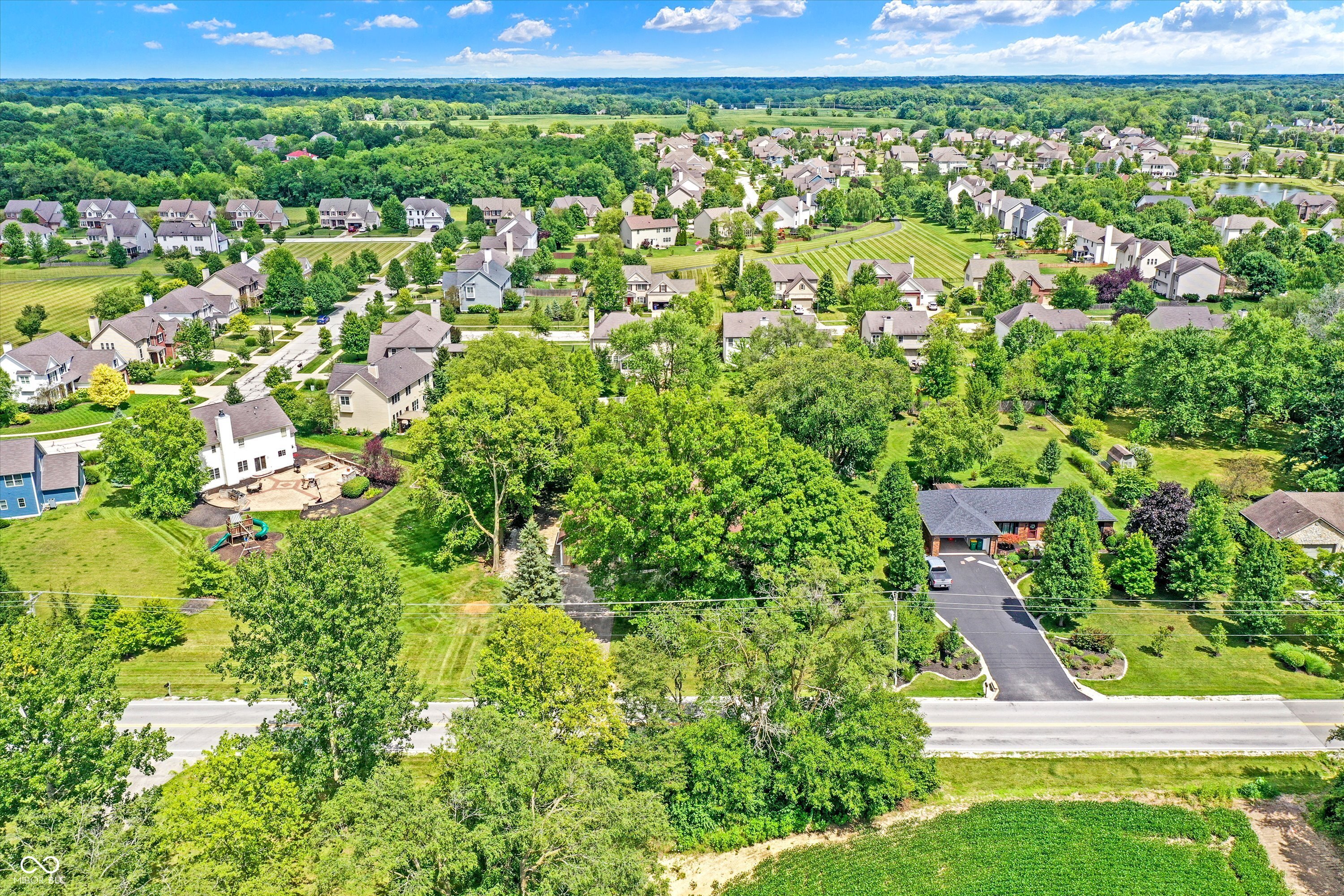 Zionsville, Indiana, 46077, United States, 3 Bedrooms Bedrooms, ,3 BathroomsBathrooms,Residential,For Sale,1975998