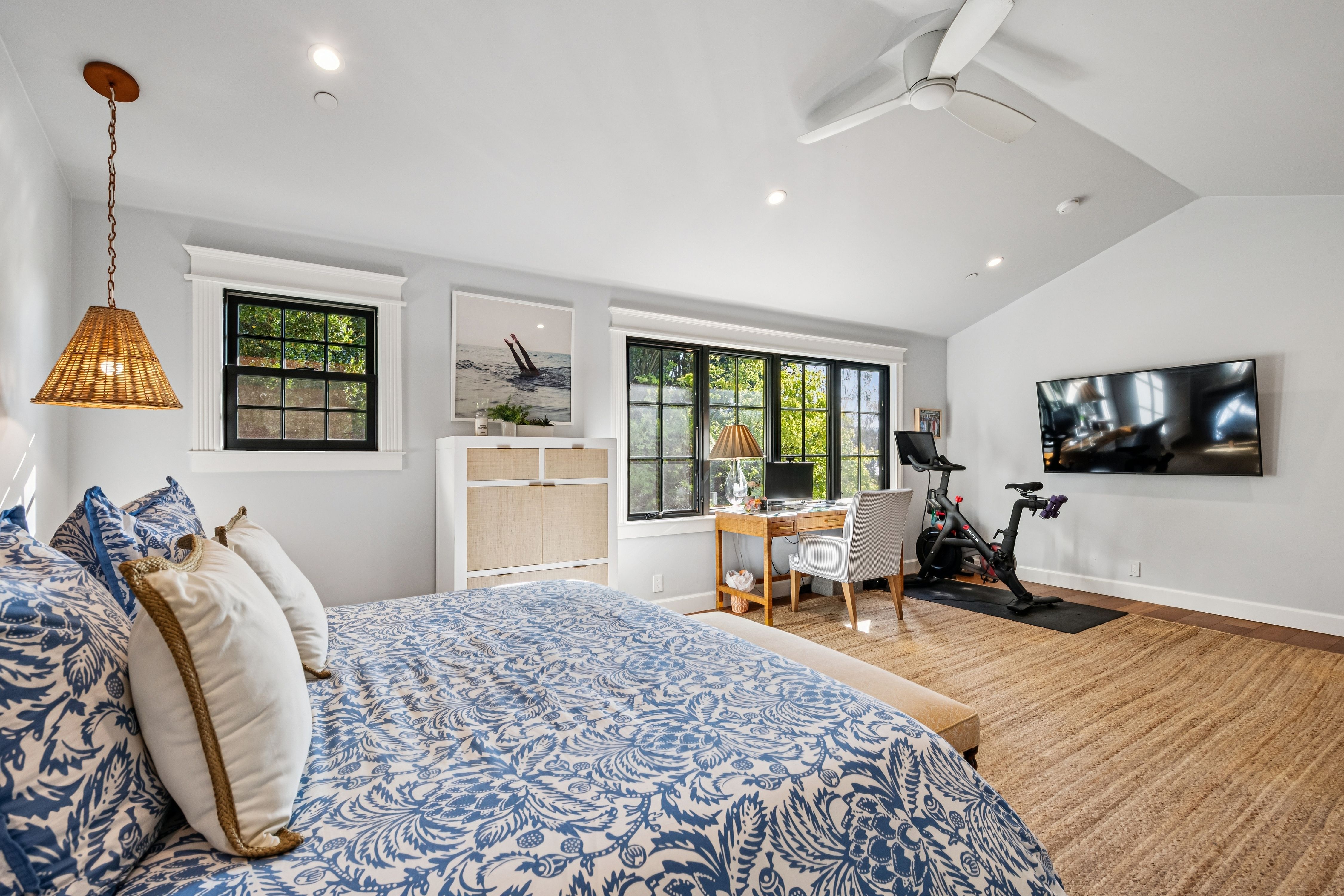  Cape Cod Charm Meets  California Living - 物件實景