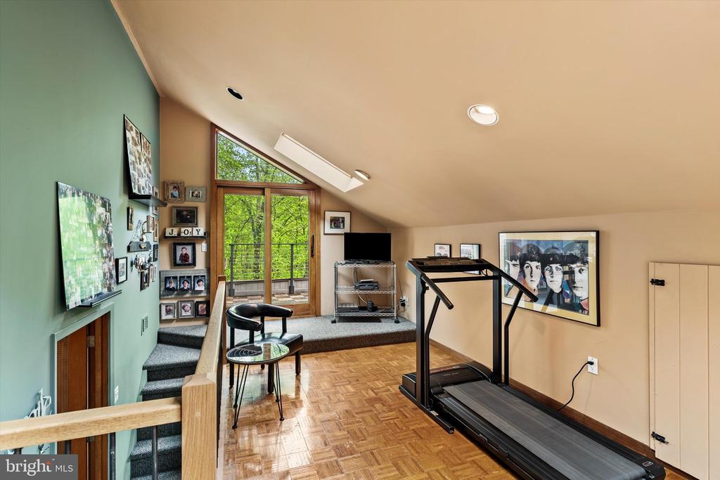 Wrightstown, New Jersey, 08562, United States, 5 Bedrooms Bedrooms, ,4 BathroomsBathrooms,Residential,For Sale,2048850