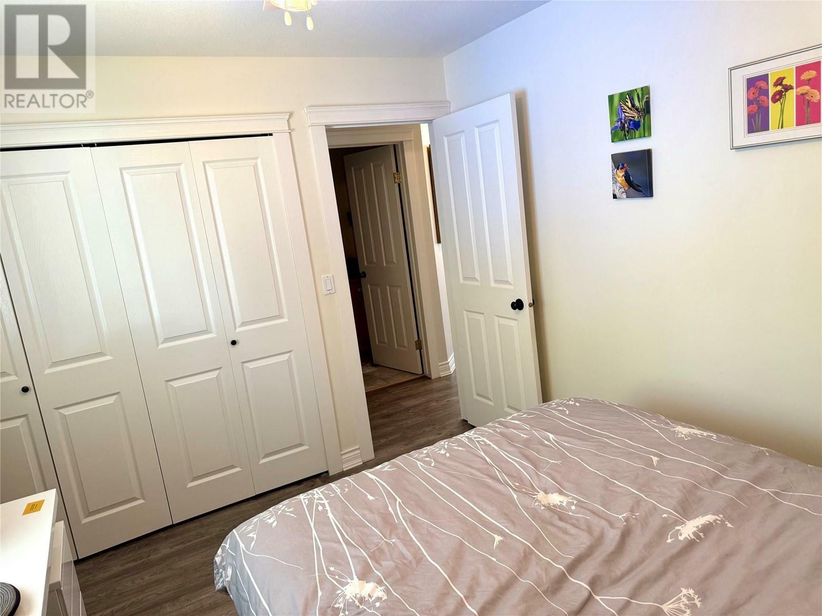 GRAND FORKS, British Columbia, V0H 1H0, CA, 5 Bedrooms Bedrooms, ,2 BathroomsBathrooms,Residential,For Sale,1837814