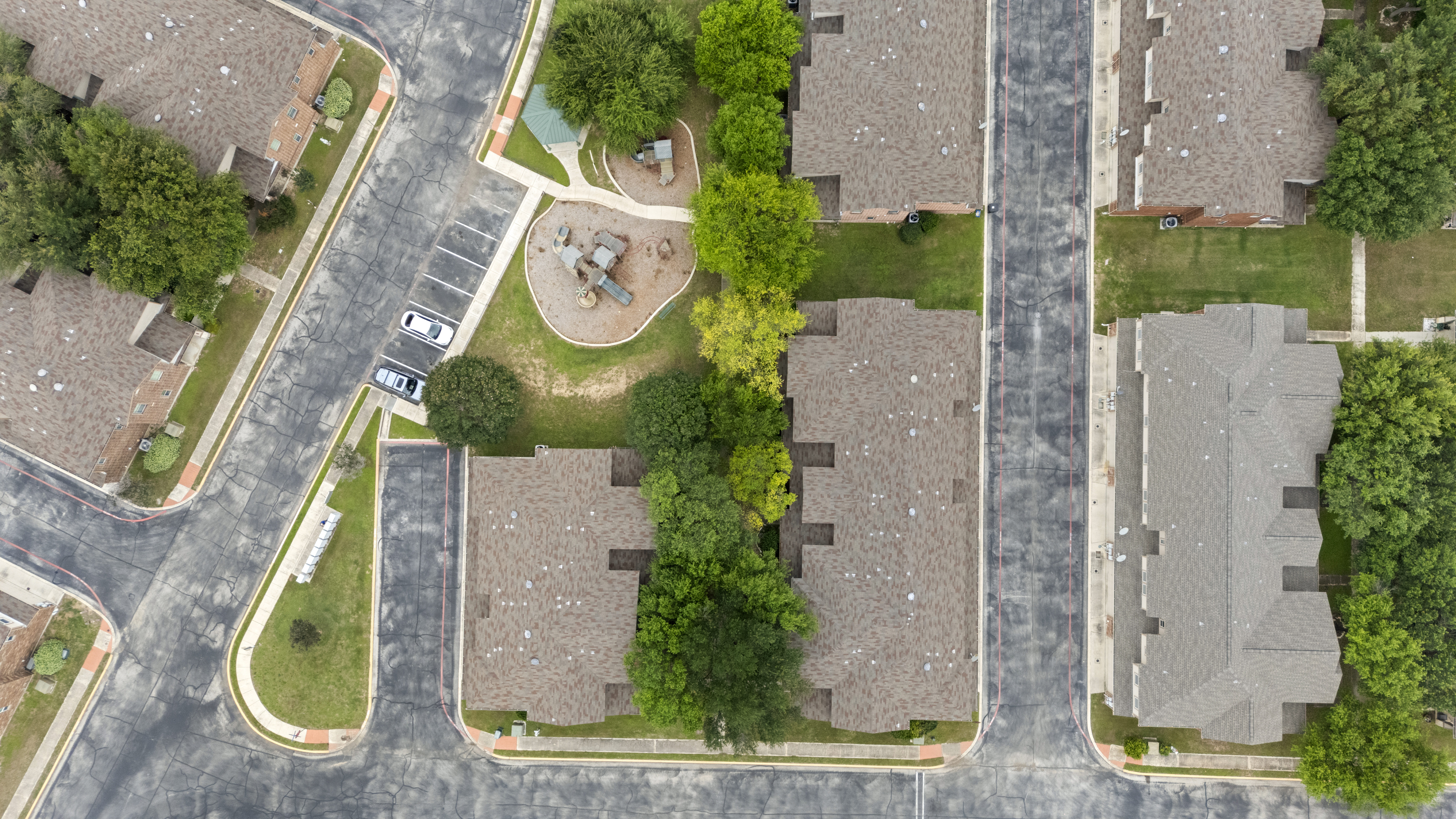  Spacious 3BR Townhome in Prime North San Antonio Location - 物件實景