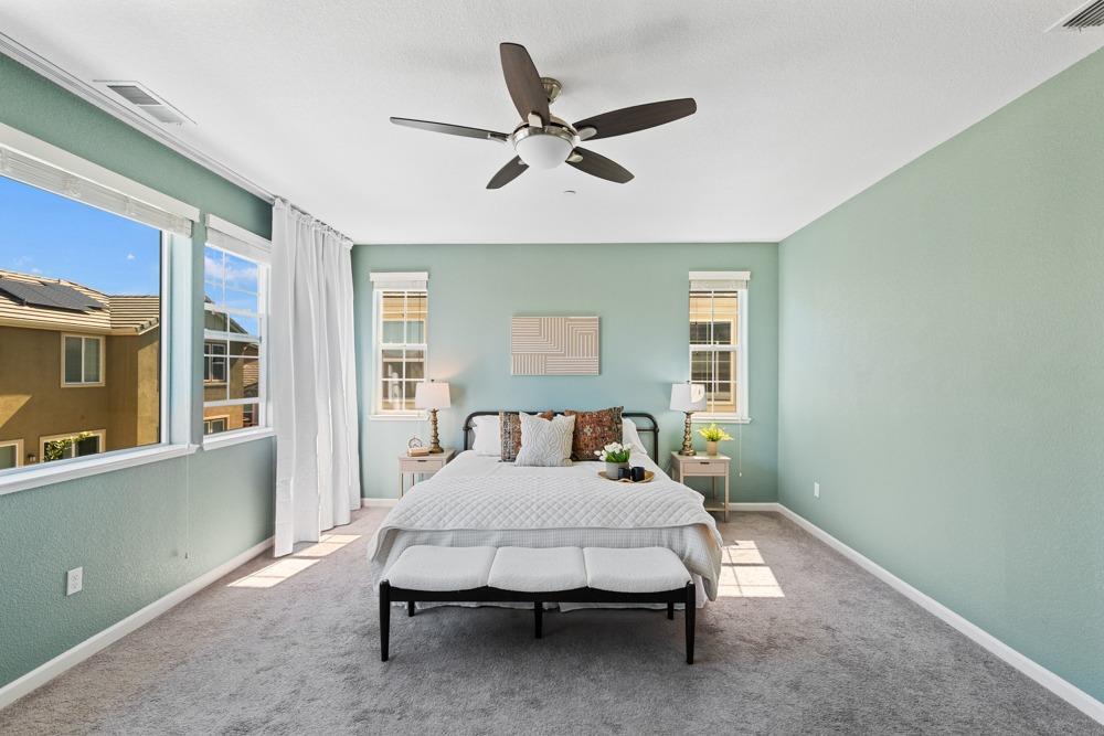 Woodland, California, 95776, United States, 4 Bedrooms Bedrooms, ,3 BathroomsBathrooms,Residential,For Sale,1939762