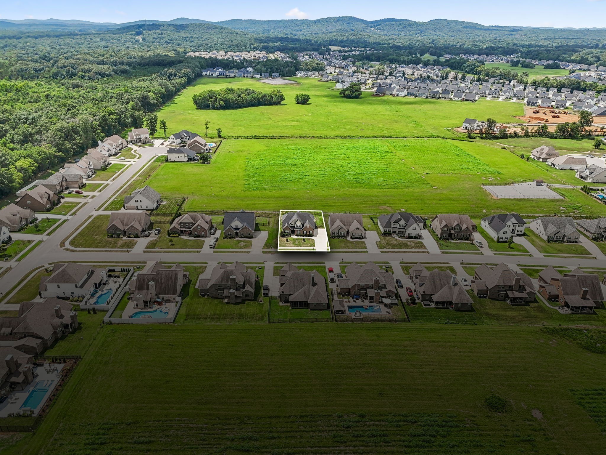  7013 Harriswood Lane, Murfreesboro, TN 37129 - 物件實景