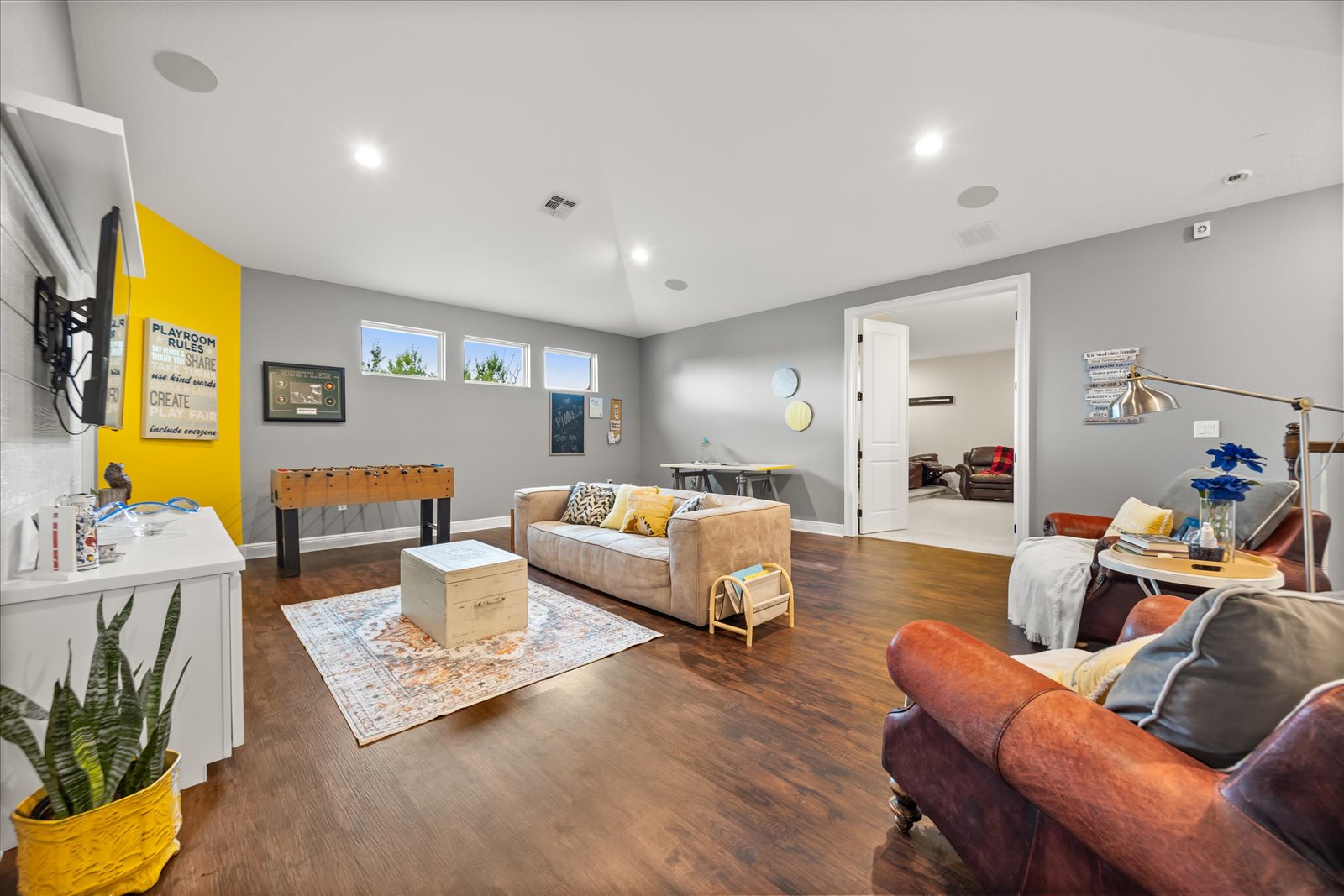 Orlando, Florida, 32836, United States, 6 Bedrooms Bedrooms, ,4 BathroomsBathrooms,Residential,For Sale,1943887