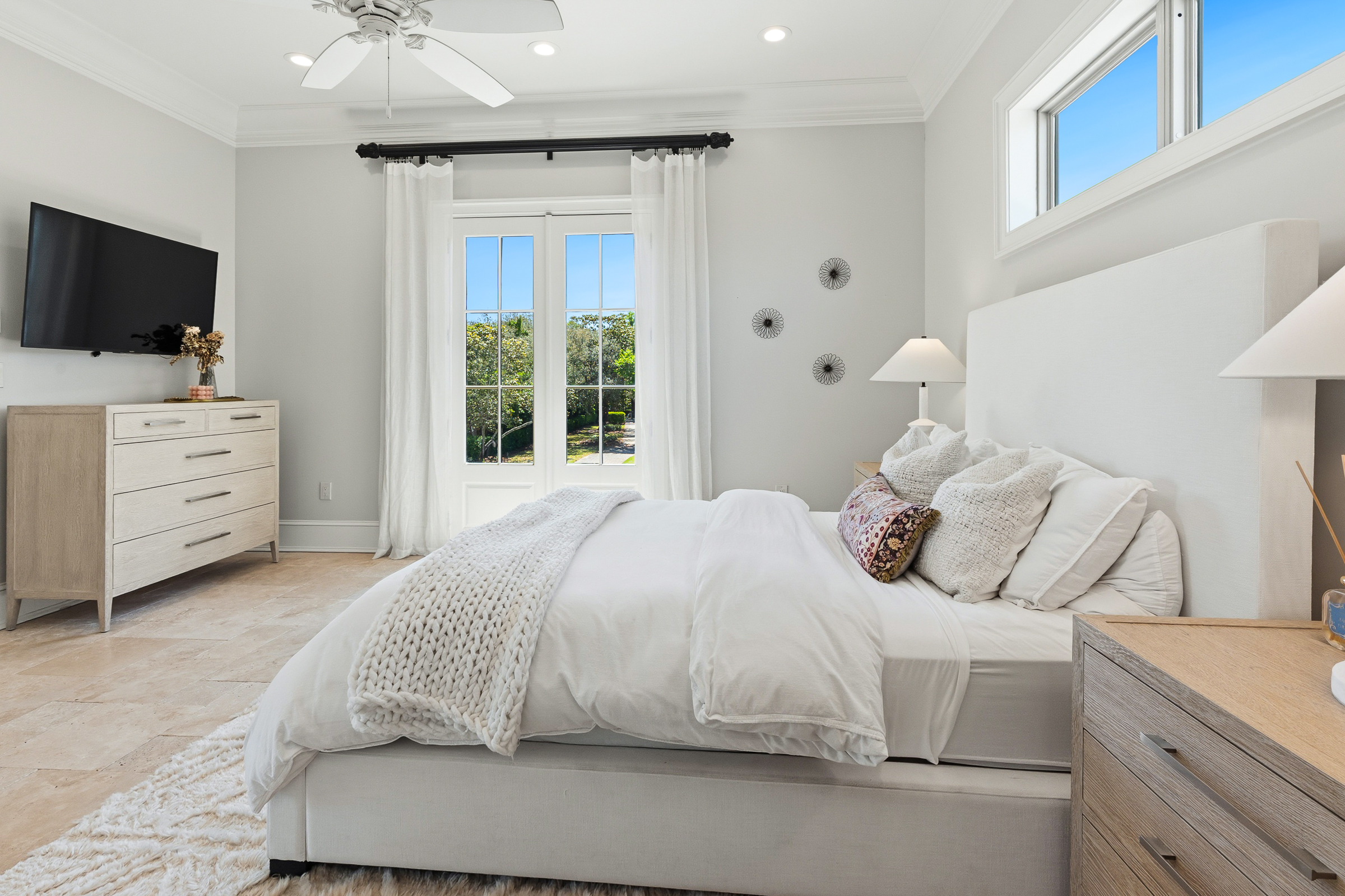  Private Bayfront Estate With Deepwater Dock And Resort-Style Outdoor Living - 物件實景