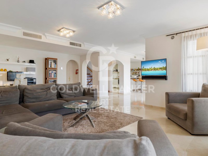 Benahavís, Andalusia, ES, 5 Bedrooms Bedrooms, ,4 BathroomsBathrooms,Residential,For Sale,1804901