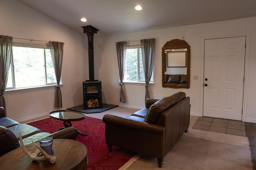 Kalispell, Montana, 59901, United States, 3 Bedrooms Bedrooms, ,3 BathroomsBathrooms,Residential,For Sale,2049347
