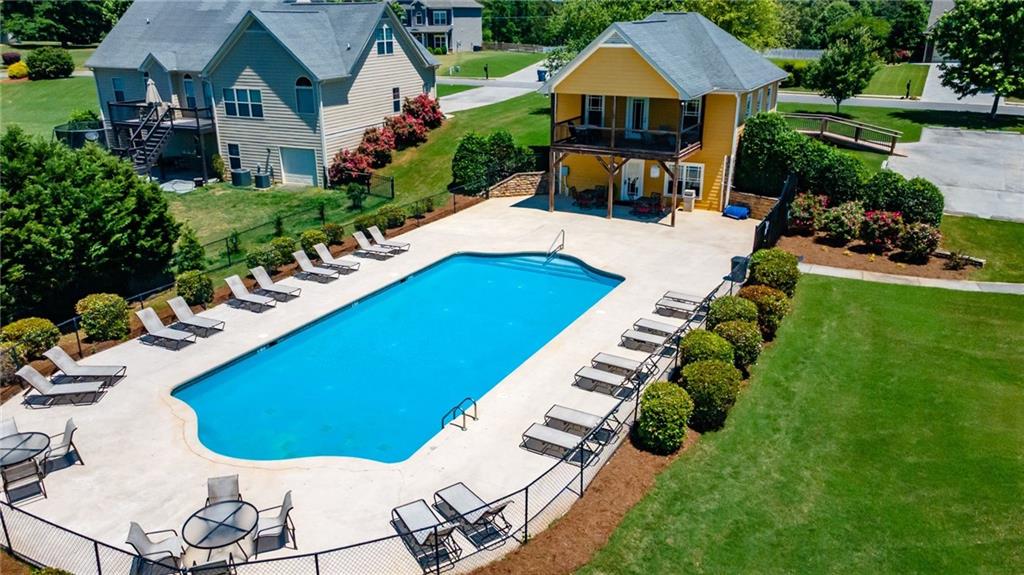 Adairsville, Georgia, 30103, United States, 4 Bedrooms Bedrooms, ,3 BathroomsBathrooms,Residential,For Sale,1976027