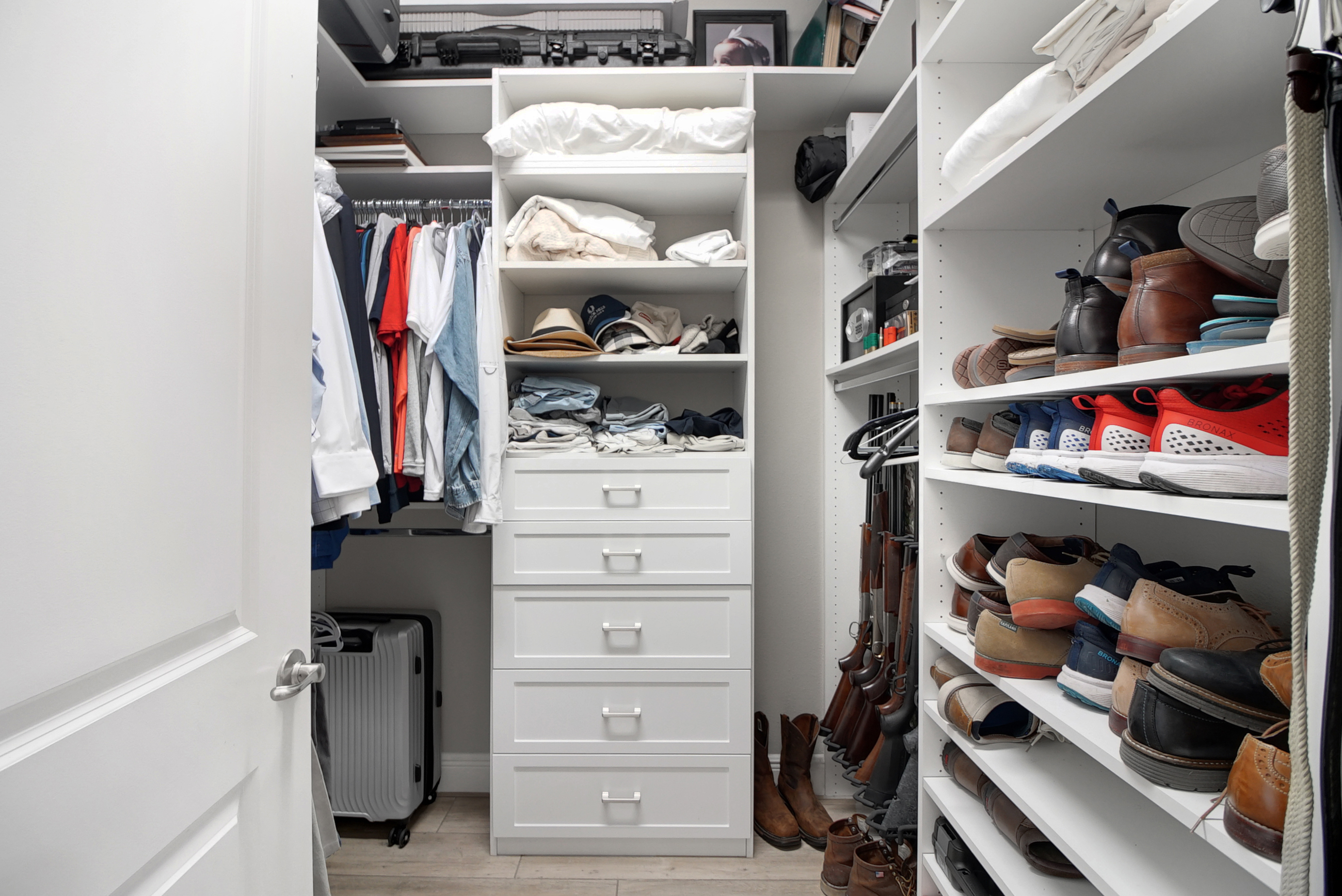 Lady Lake, Florida, 32159, United States, 4 Bedrooms Bedrooms, ,3 BathroomsBathrooms,Residential,For Sale,2005664