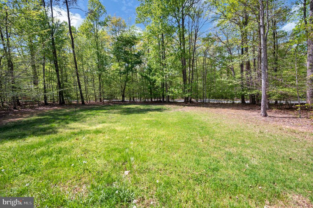 Stafford, Virginia, 22554, United States, 5 Bedrooms Bedrooms, ,5 BathroomsBathrooms,Residential,For Sale,2047982