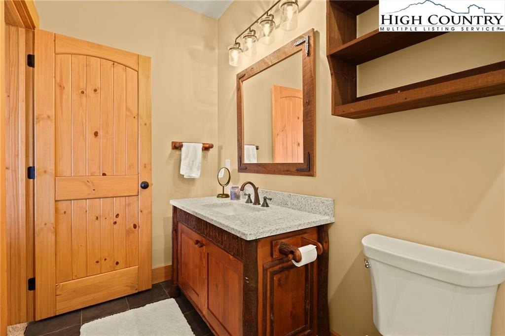 Banner Elk, North Carolina, 28604, United States, 4 Bedrooms Bedrooms, ,5 BathroomsBathrooms,Residential,For Sale,1977191