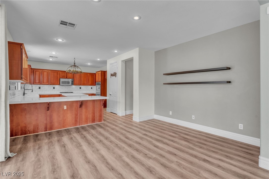 North Las Vegas, Nevada, 89031, United States, 4 Bedrooms Bedrooms, ,3 BathroomsBathrooms,Residential,For Sale,1990907