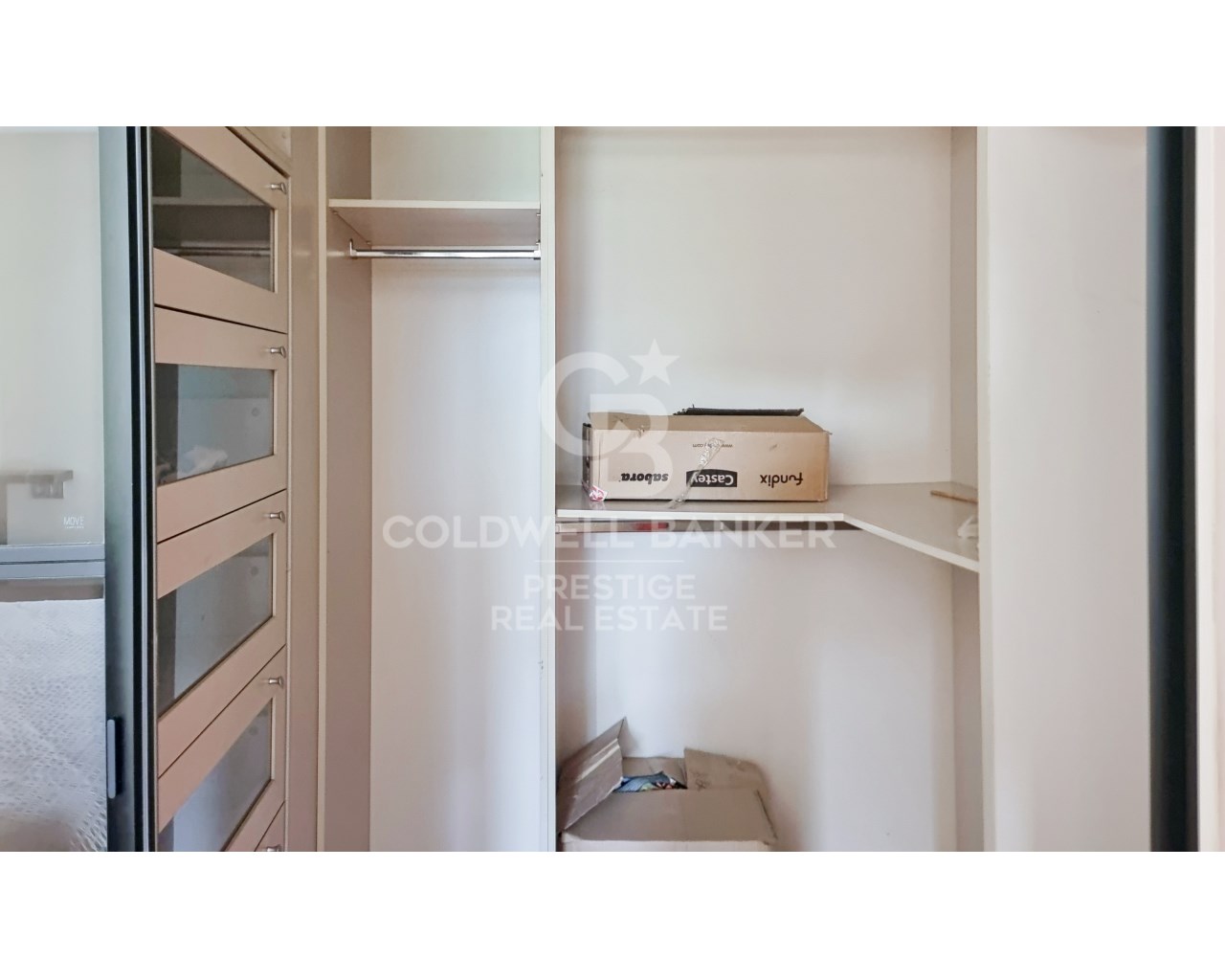 Barcelona, Catalonia, ES, 3 Bedrooms Bedrooms, ,2 BathroomsBathrooms,Residential,For Sale,1615958