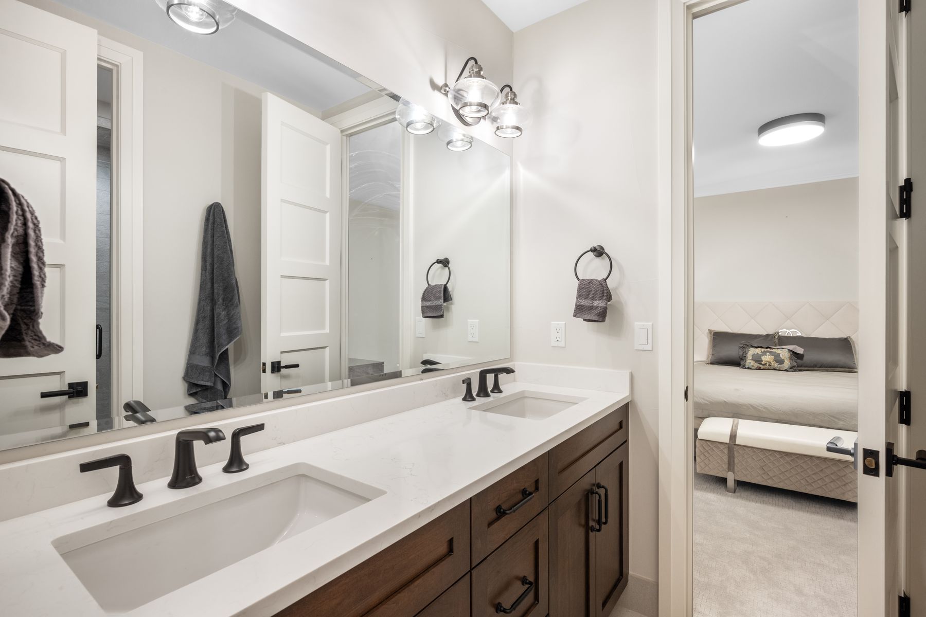  Gated Cherry Creek Enclave of Cedar Lane - 物件實景