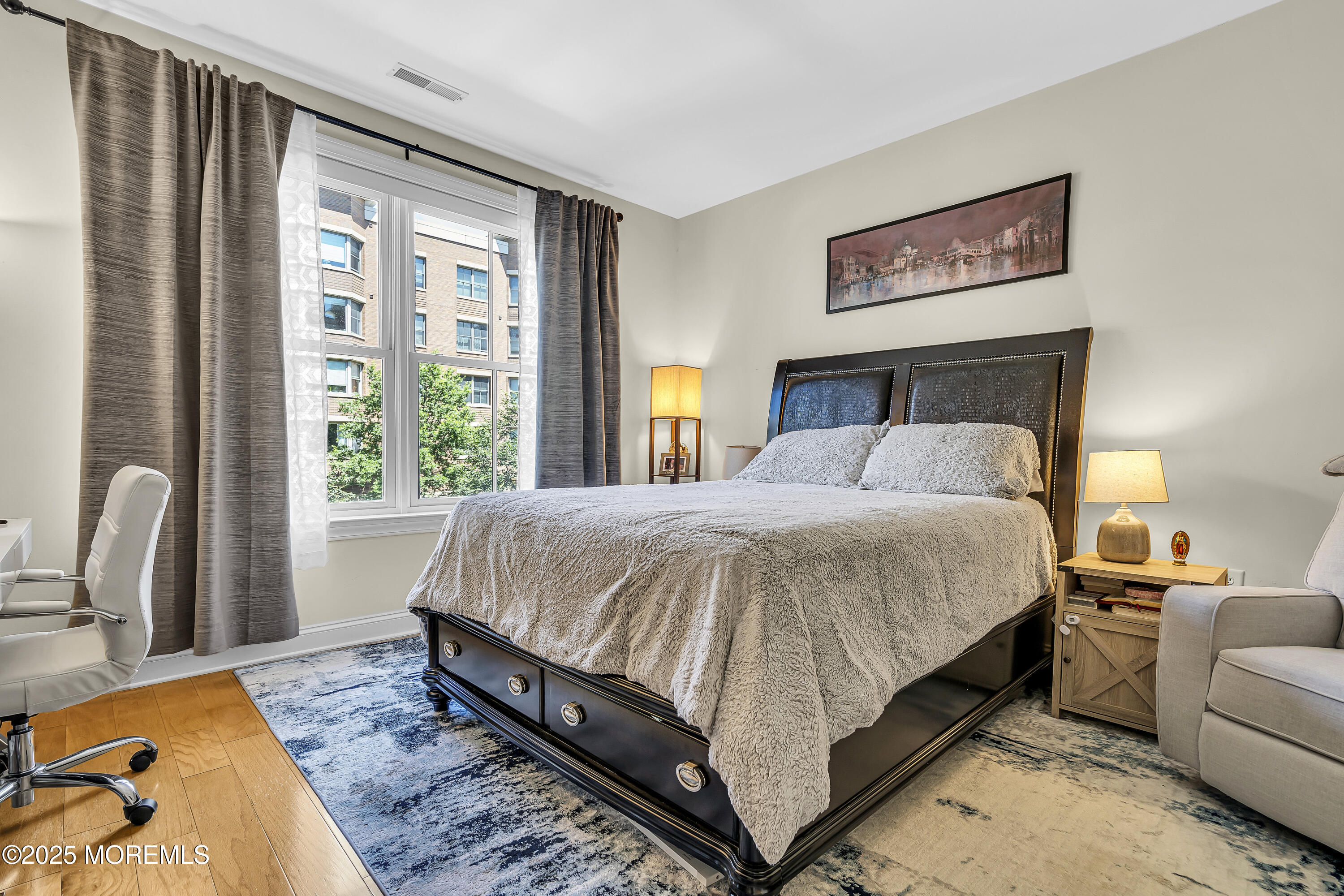 West New York, New Jersey, 07093, United States, 2 Bedrooms Bedrooms, ,2 BathroomsBathrooms,Residential,For Sale,1928927