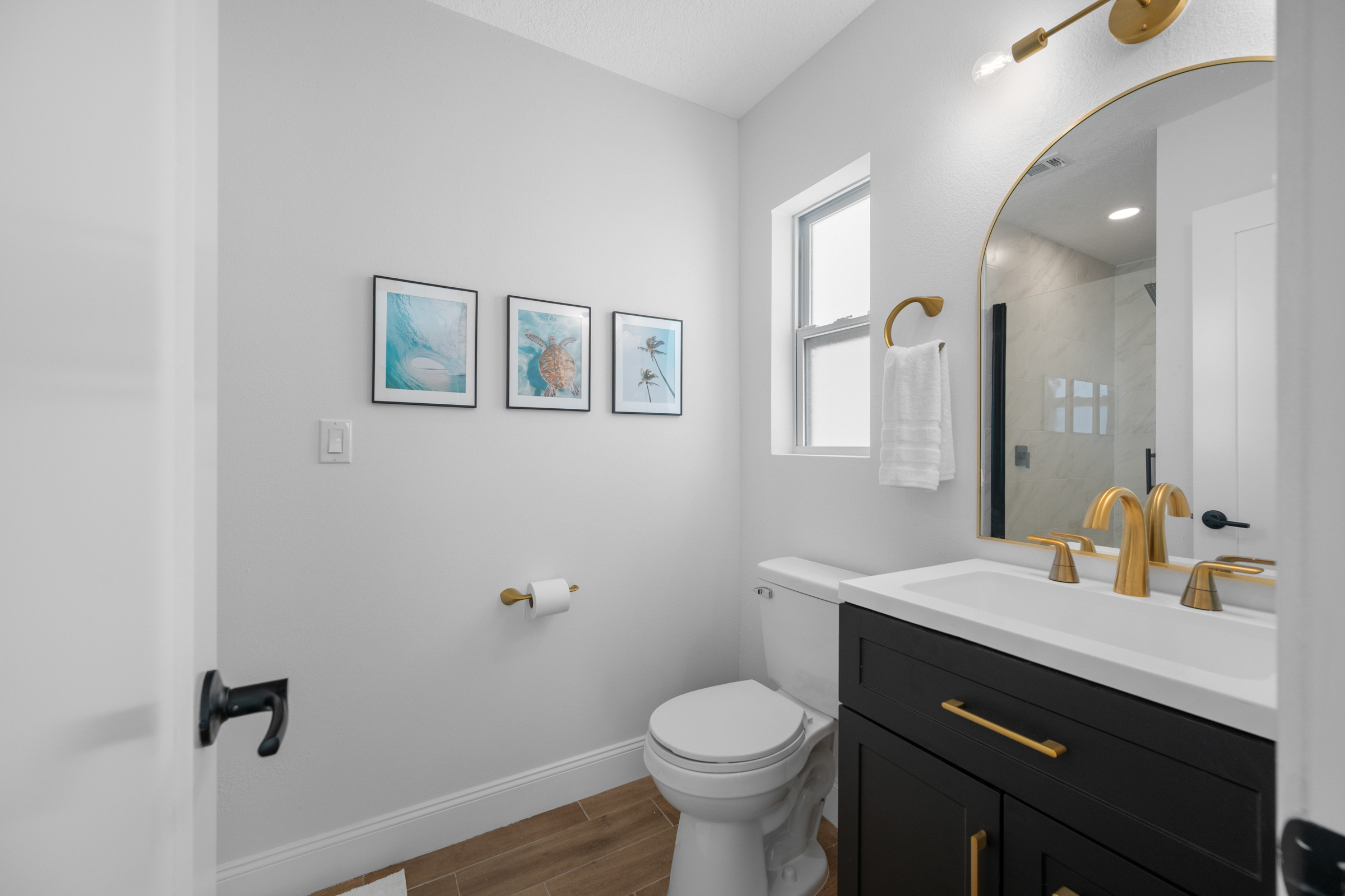 St Petersburg, Florida, 33707, United States, 3 Bedrooms Bedrooms, ,2 BathroomsBathrooms,Residential,For Sale,2034838