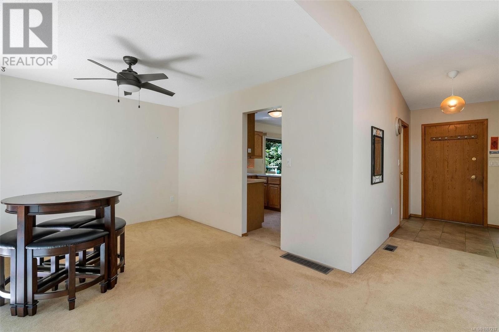 SAANICH, British Columbia, V8Y 1A9, CA, 4 Bedrooms Bedrooms, ,3 BathroomsBathrooms,Residential,For Sale,1901029