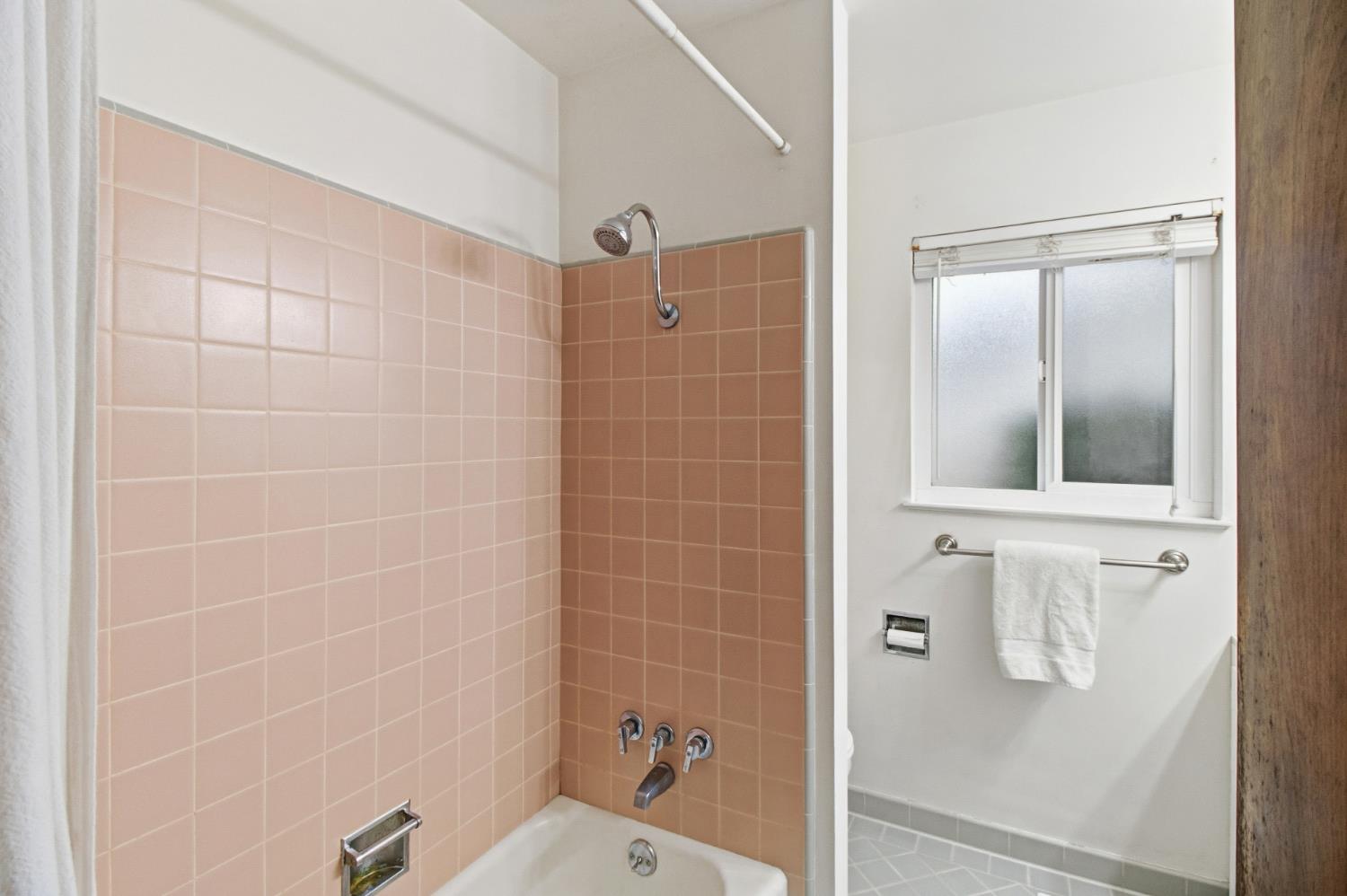 Lodi, California, 95242, United States, 3 Bedrooms Bedrooms, ,3 BathroomsBathrooms,Residential,For Sale,2002974