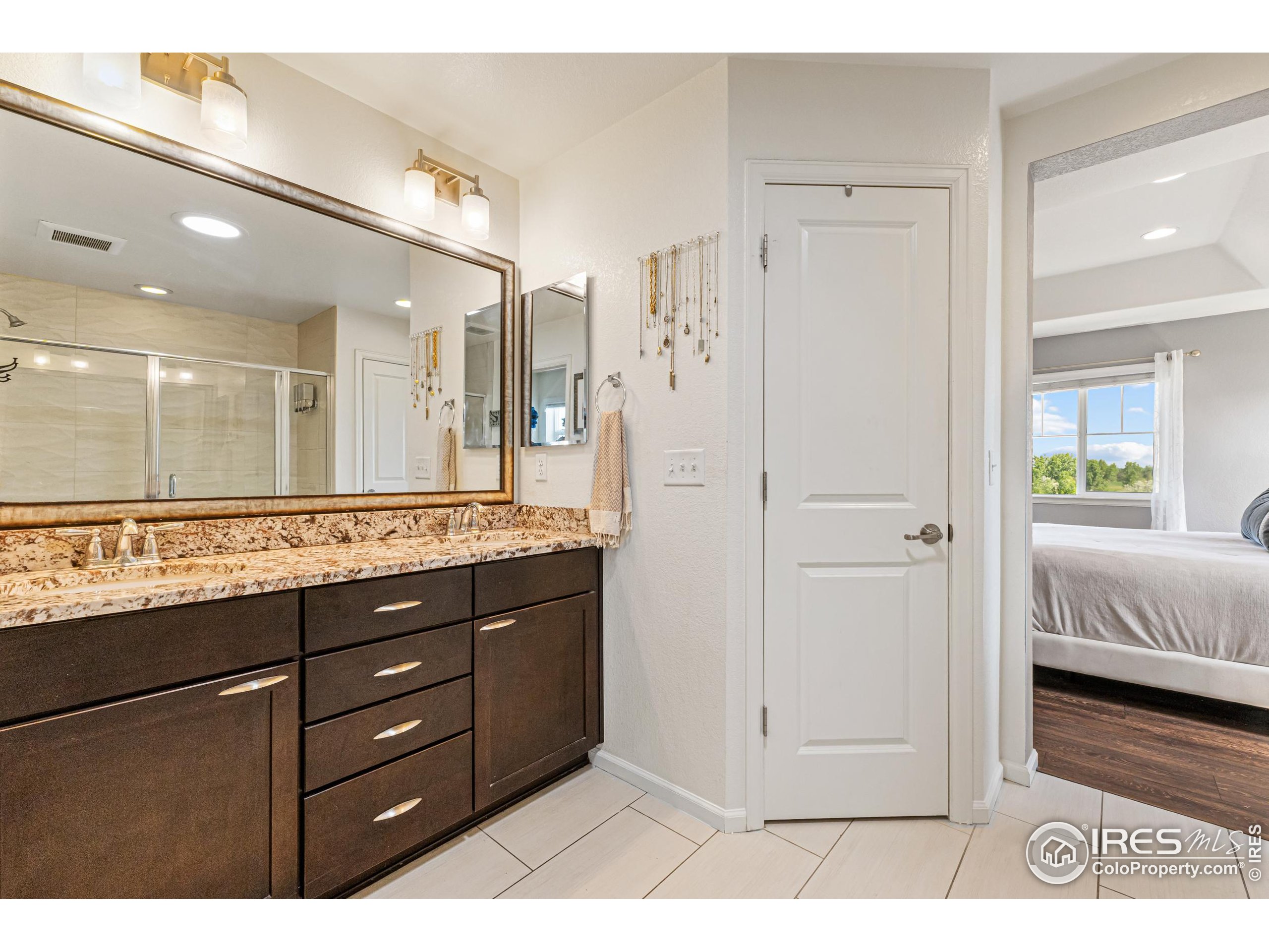 Windsor, Colorado, 80550, United States, 5 Bedrooms Bedrooms, ,3 BathroomsBathrooms,Residential,For Sale,1868671