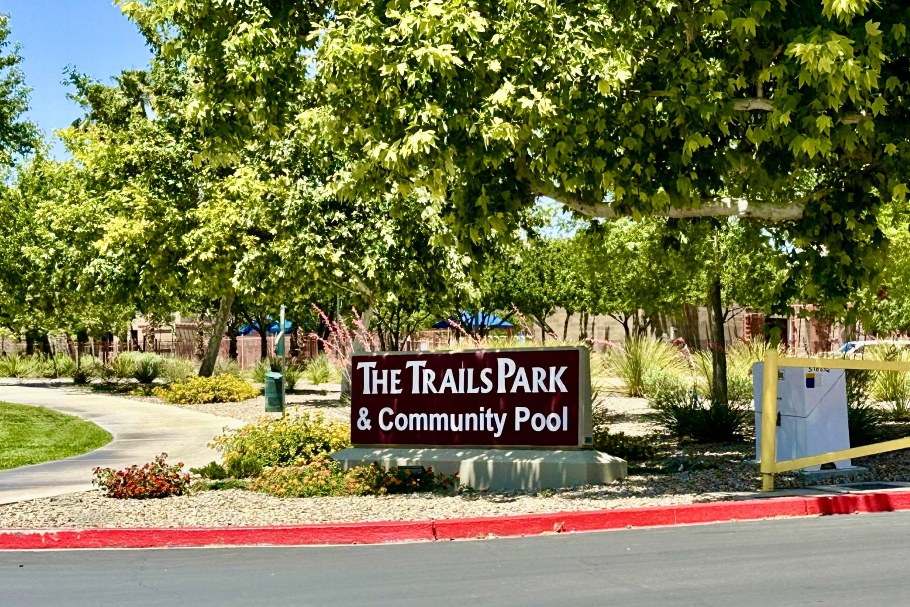  GREAT LOCATION MOVE-IN READY IN SUMMERLIN NORTH - 物件實景