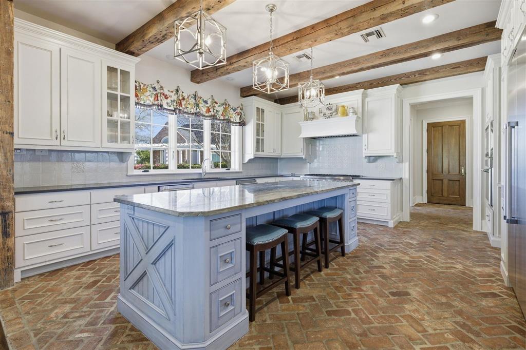 Lake Charles, Louisiana, 70605, United States, 4 Bedrooms Bedrooms, ,6 BathroomsBathrooms,Residential,For Sale,2032229