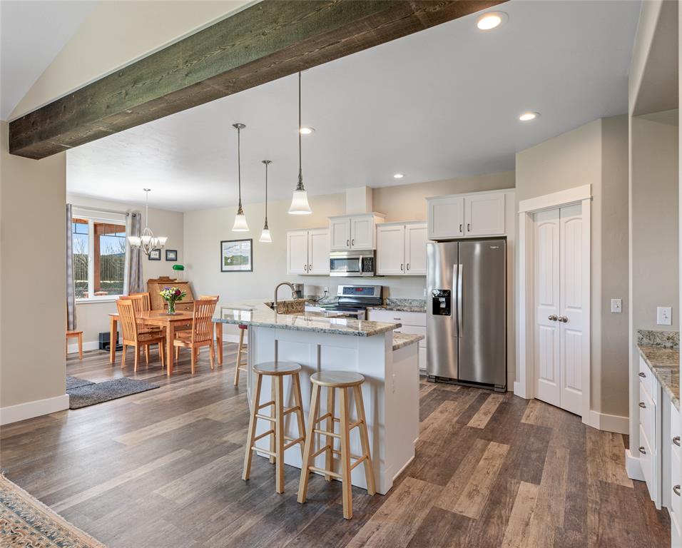 Kalispell, Montana, 59901, United States, 4 Bedrooms Bedrooms, ,3 BathroomsBathrooms,Residential,For Sale,1936978