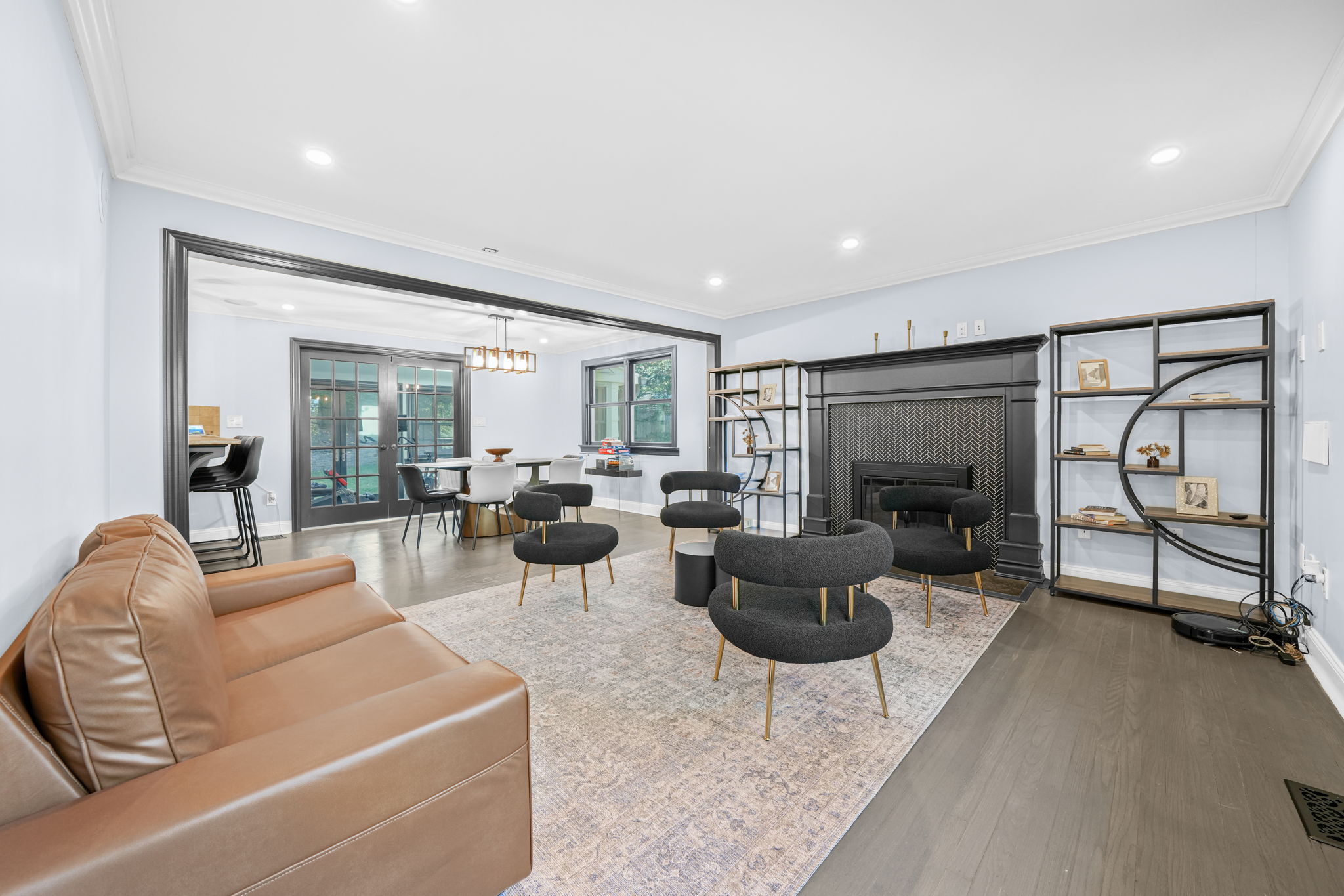 Caldwell Borough, New Jersey, 07006, United States, 3 Bedrooms Bedrooms, ,4 BathroomsBathrooms,Residential,For Sale,1982929