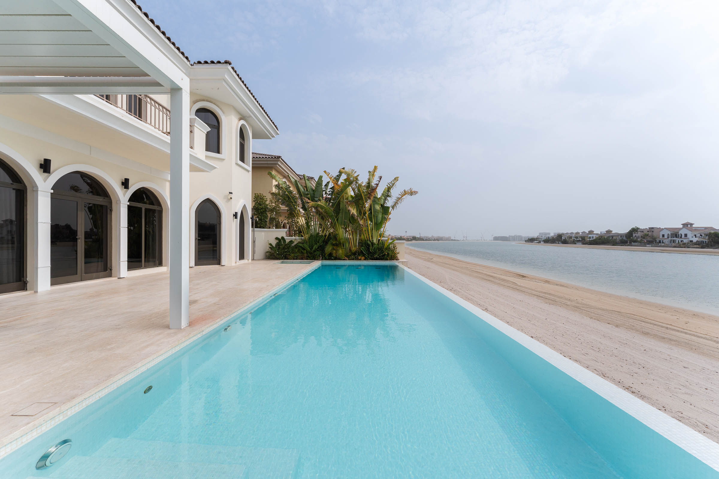  Majestic Palm Jumeirah Villa on a Coveted Frond - 物件實景