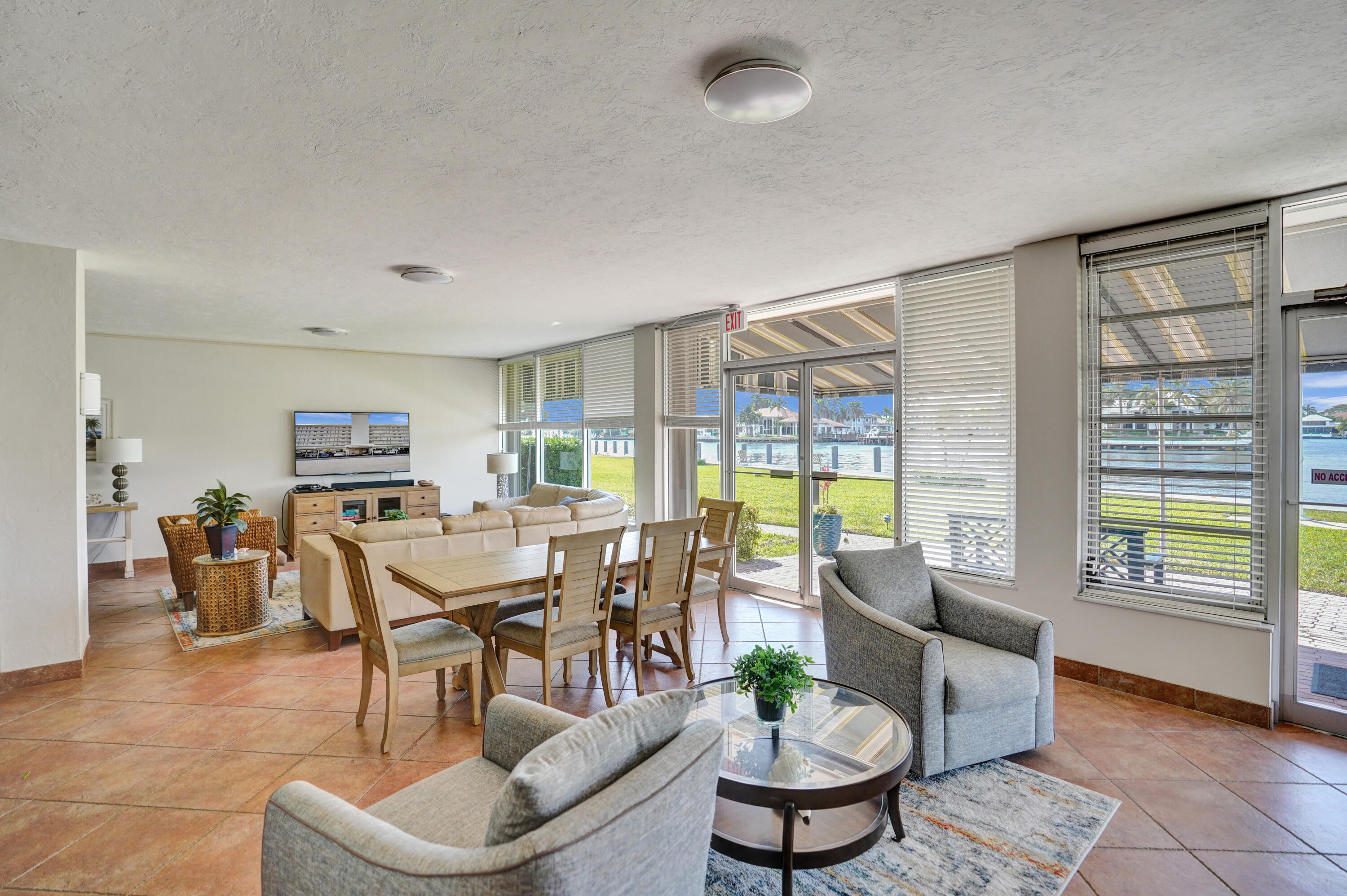 Highland Beach, Florida, 33487, United States, 2 Bedrooms Bedrooms, ,2 BathroomsBathrooms,Residential,For Sale,1828611