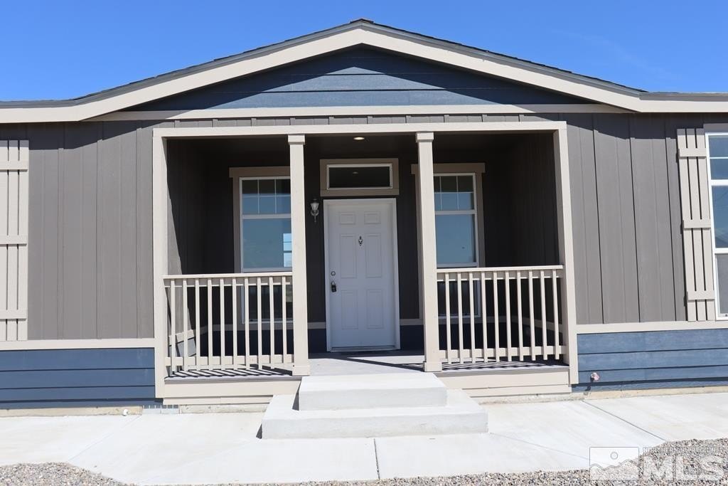 Winnemucca, Nevada, 89445, United States, 4 Bedrooms Bedrooms, ,3 BathroomsBathrooms,Residential,For Sale,1977385