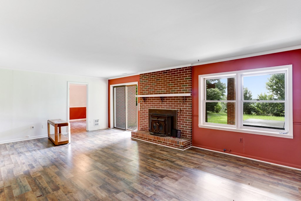 Blairsville, Georgia, 30512, United States, 4 Bedrooms Bedrooms, ,3 BathroomsBathrooms,Residential,For Sale,1930011