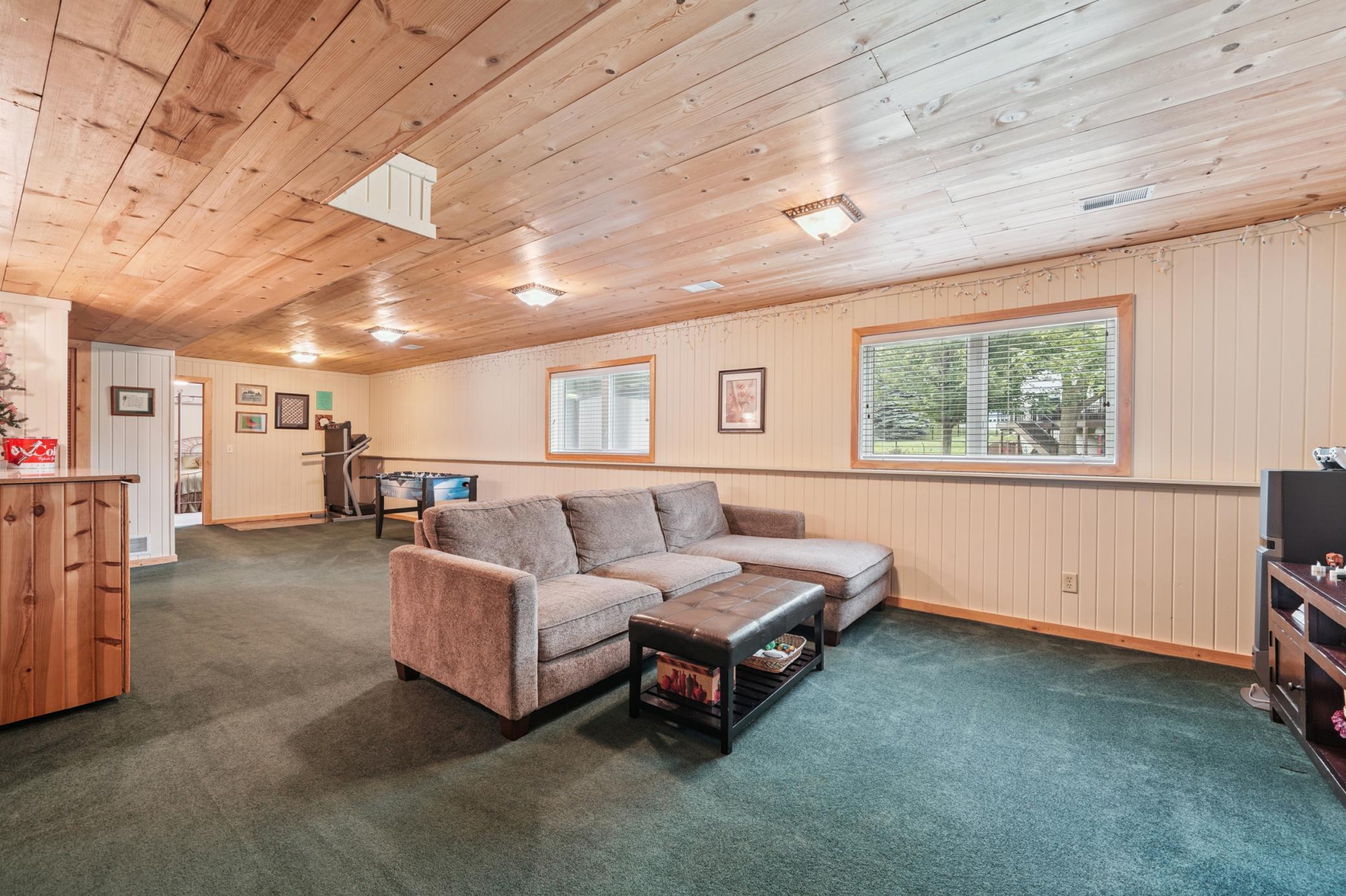 Eden Prairie, Minnesota, 55347, United States, 5 Bedrooms Bedrooms, ,5 BathroomsBathrooms,Residential,For Sale,1877430