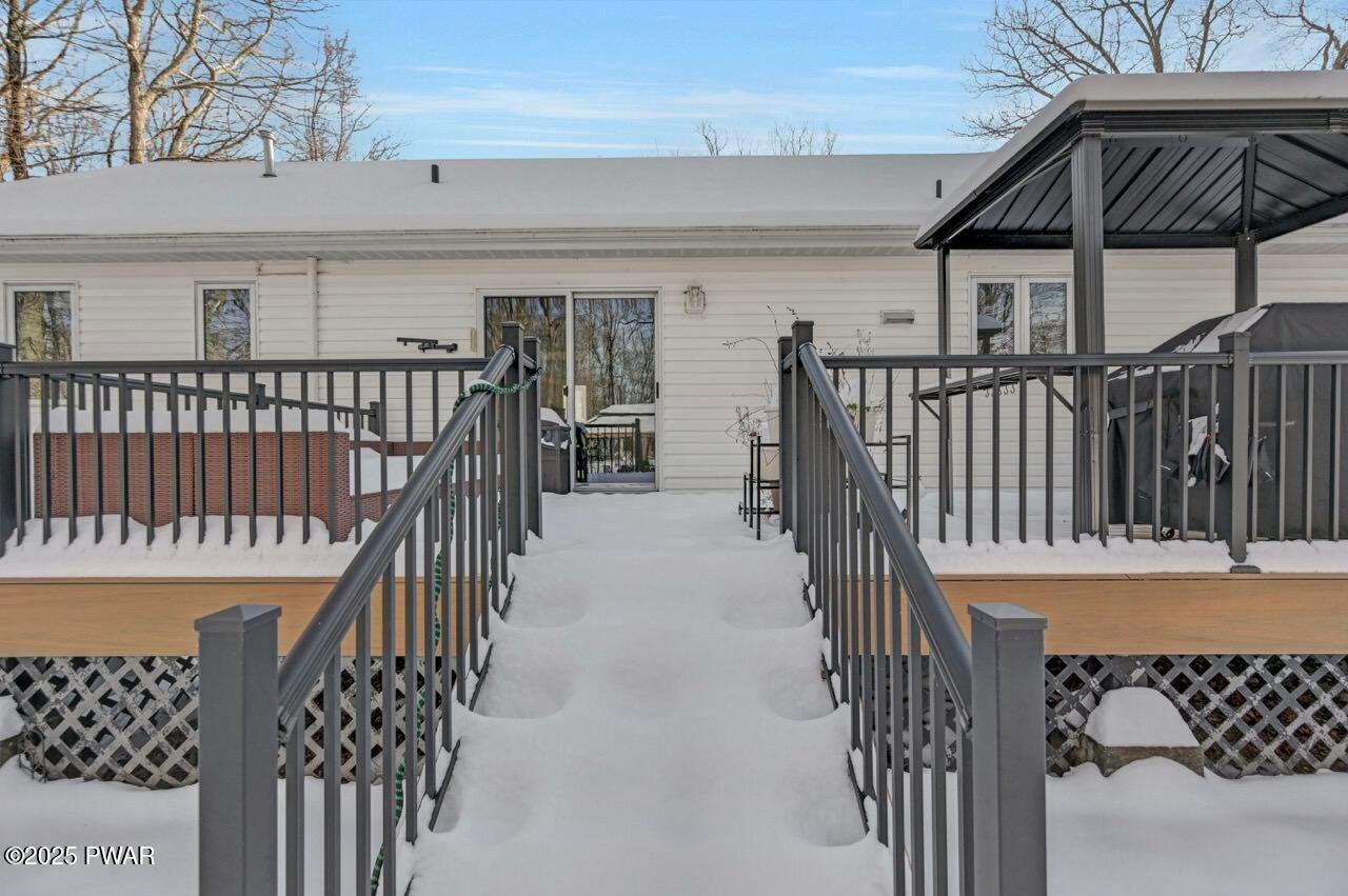 Lords Valley, Pennsylvania, 18428, United States, 6 Bedrooms Bedrooms, ,3 BathroomsBathrooms,Residential,For Sale,2001480