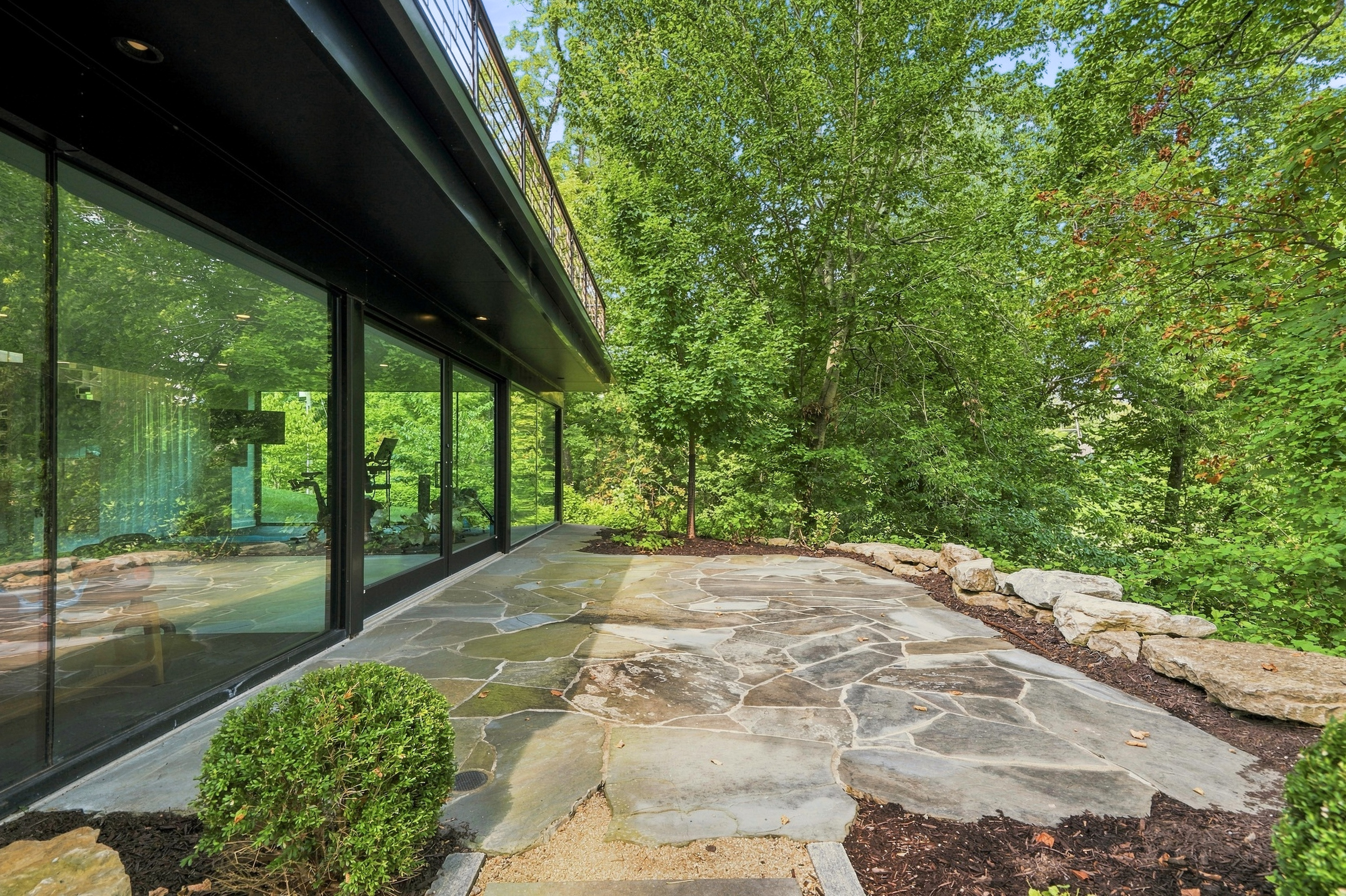  62 Indian Hills Trail, Louisville, KY 40207 - 物件實景