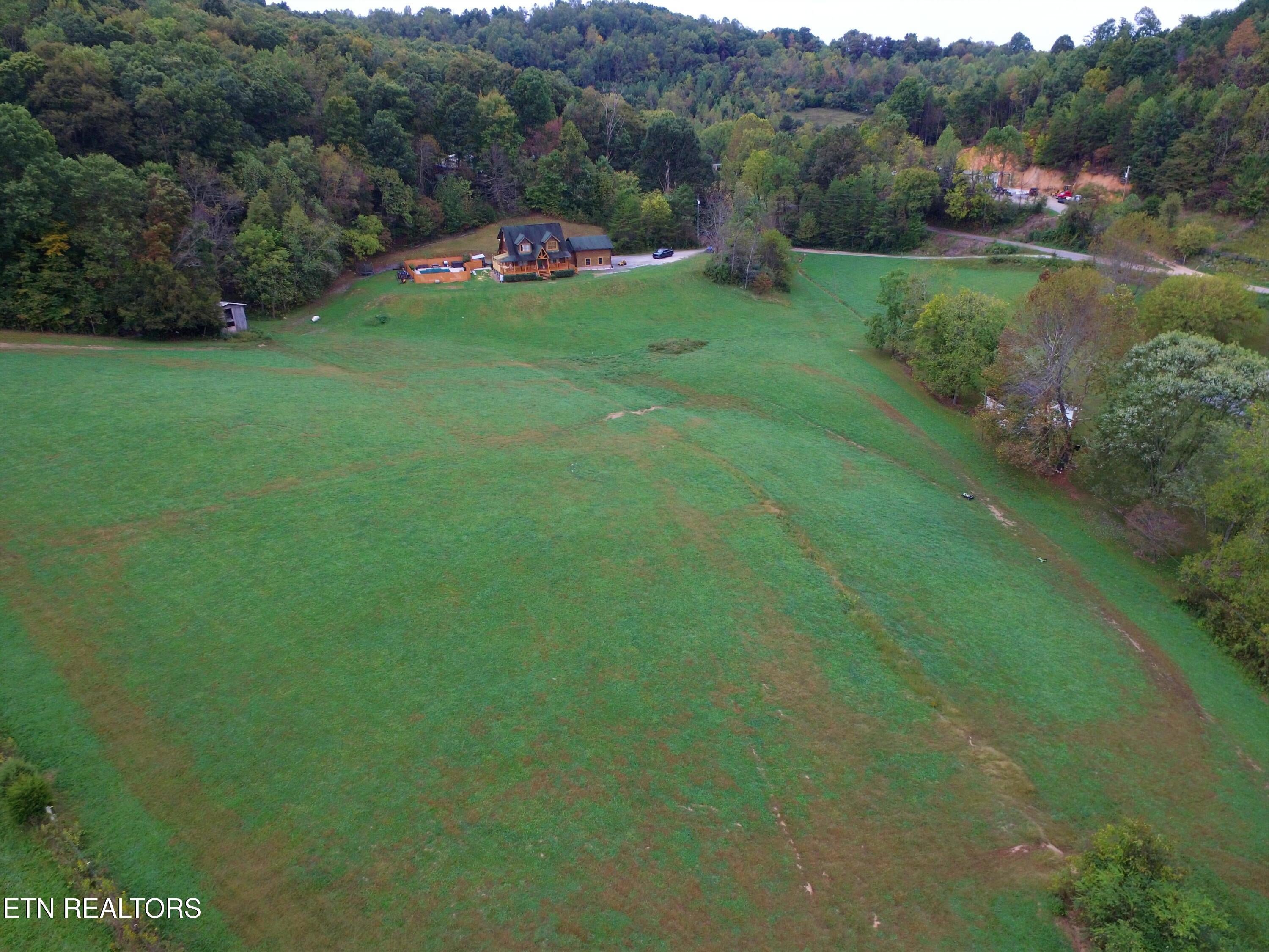 New Tazewell, Tennessee, 37825, United States, 3 Bedrooms Bedrooms, ,3 BathroomsBathrooms,Residential,For Sale,1961424