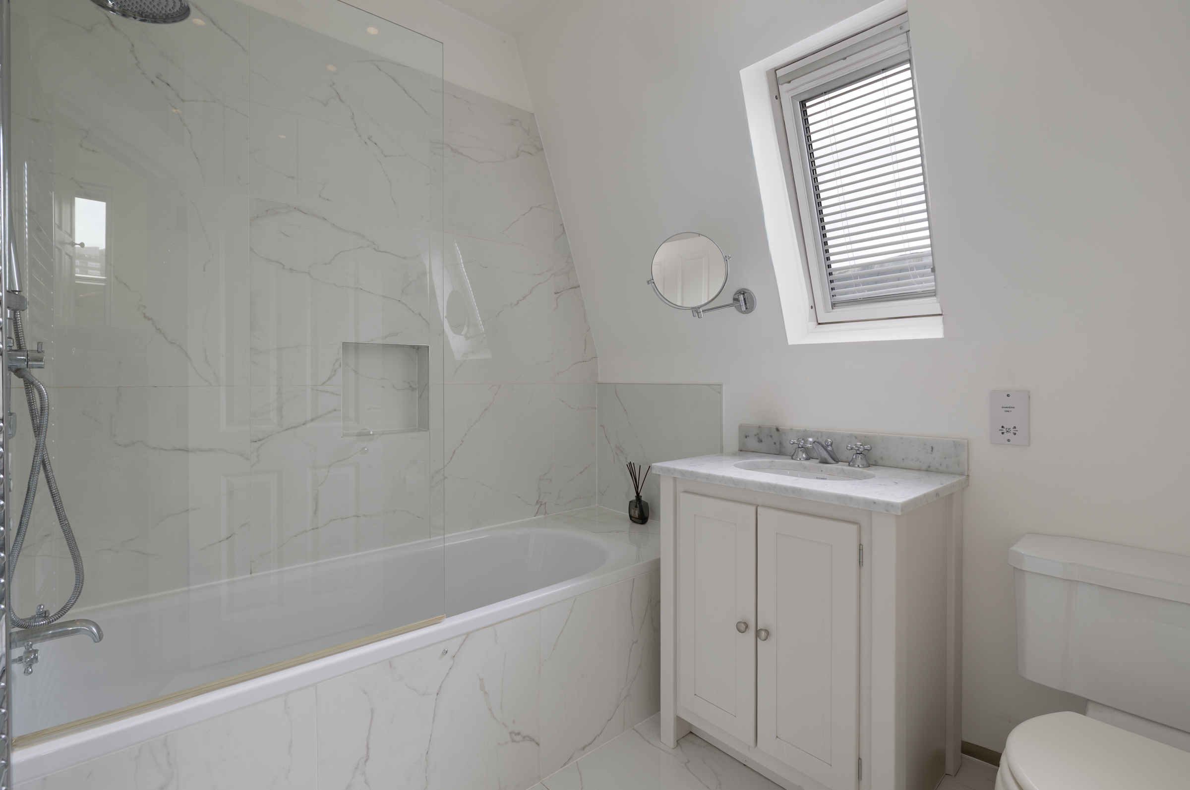  A Beautifully Renovated Family House on the Peterborough Estate - 物件實景