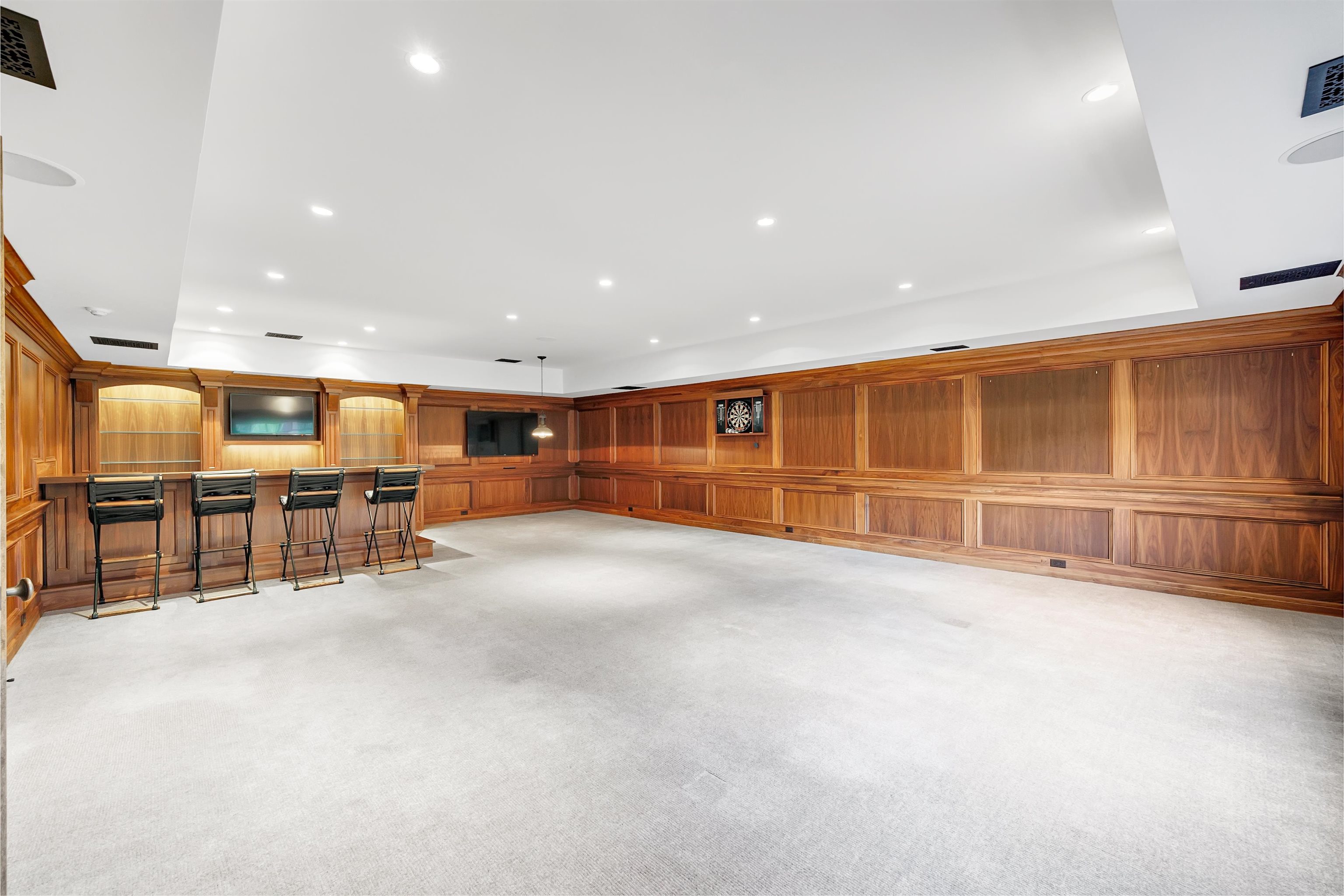 HOBART, Wisconsin, 54155, United States, 4 Bedrooms Bedrooms, ,7 BathroomsBathrooms,Residential,For Sale,1991559