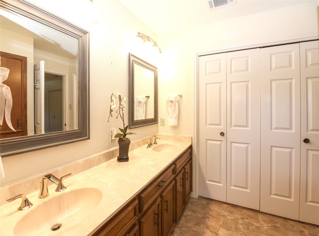 Round Rock, Texas, 78681, United States, 3 Bedrooms Bedrooms, ,2 BathroomsBathrooms,Residential,For Sale,1912251