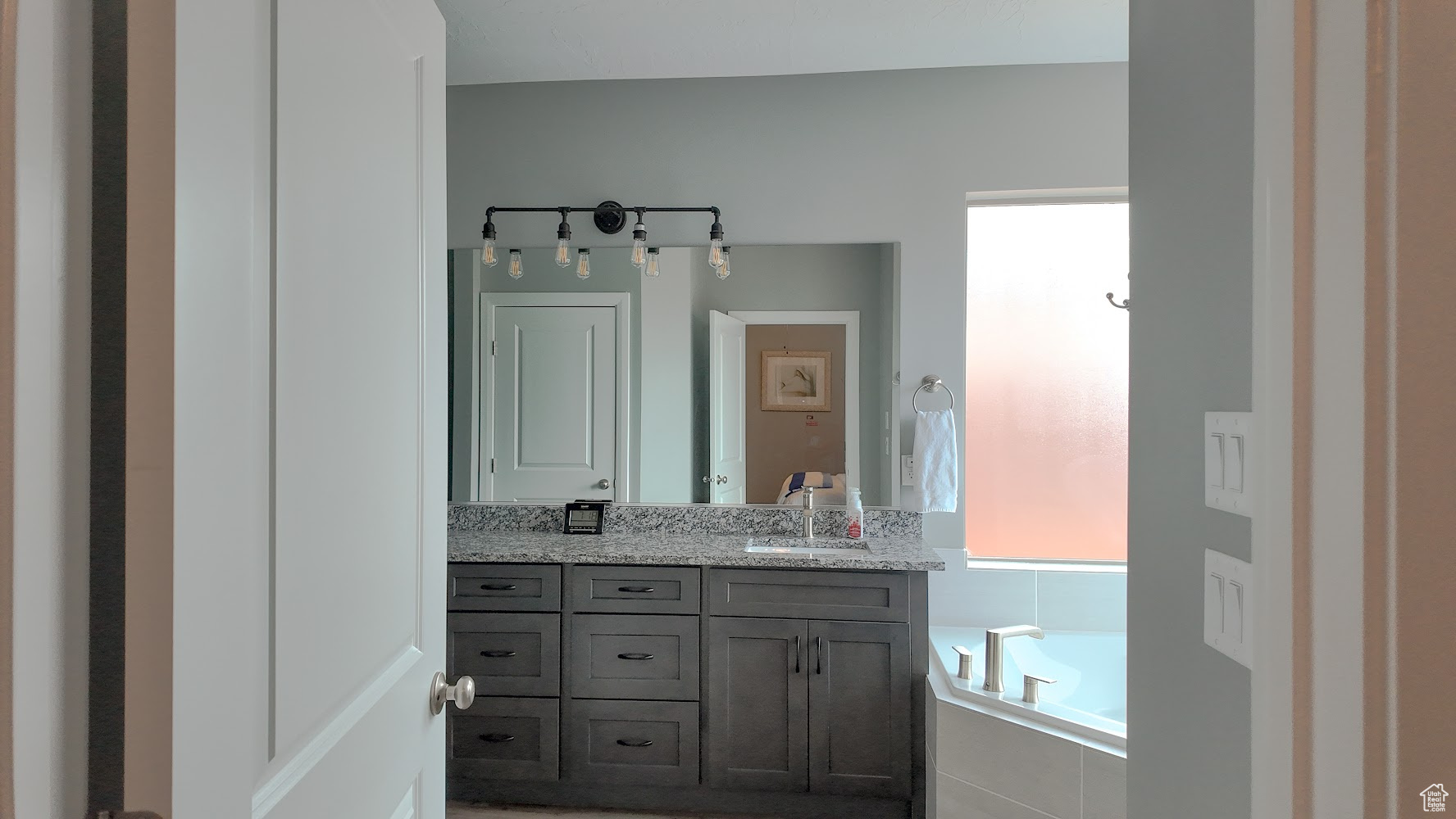 Washington, Utah, 84780, United States, 3 Bedrooms Bedrooms, ,2 BathroomsBathrooms,Residential,For Sale,1796282
