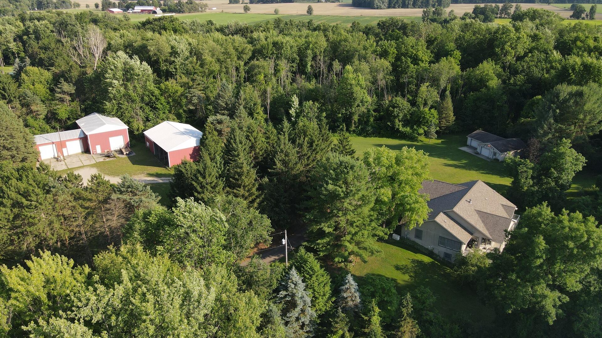 Portland, Michigan, 48875, United States, 5 Bedrooms Bedrooms, ,4 BathroomsBathrooms,Residential,For Sale,1928333