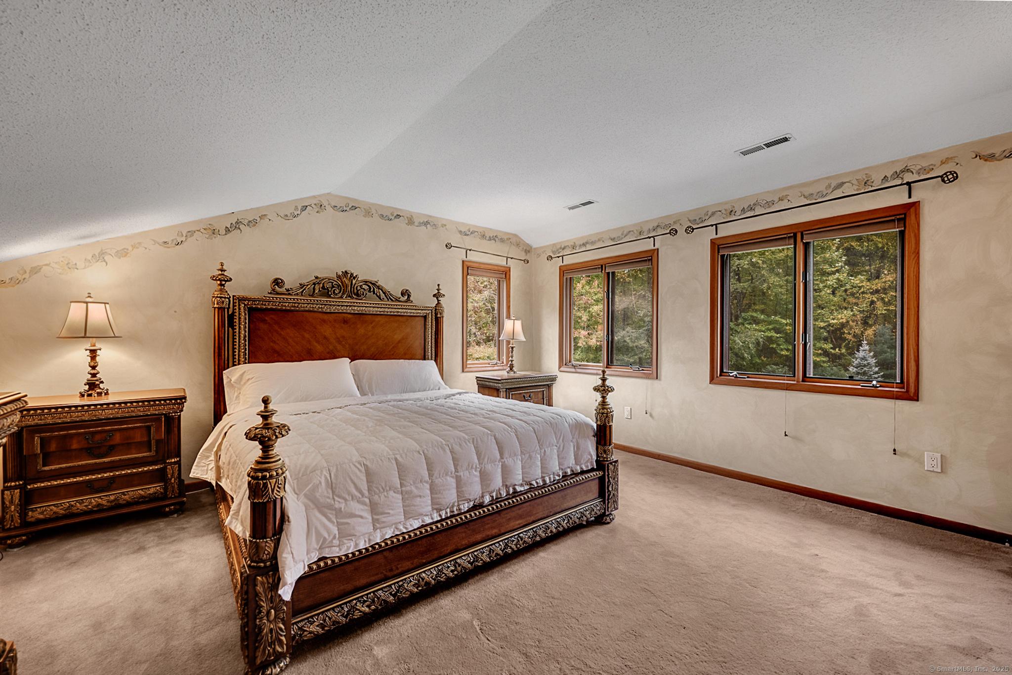 Avon, Connecticut, 06001, United States, 5 Bedrooms Bedrooms, ,6 BathroomsBathrooms,Residential,For Sale,1982009