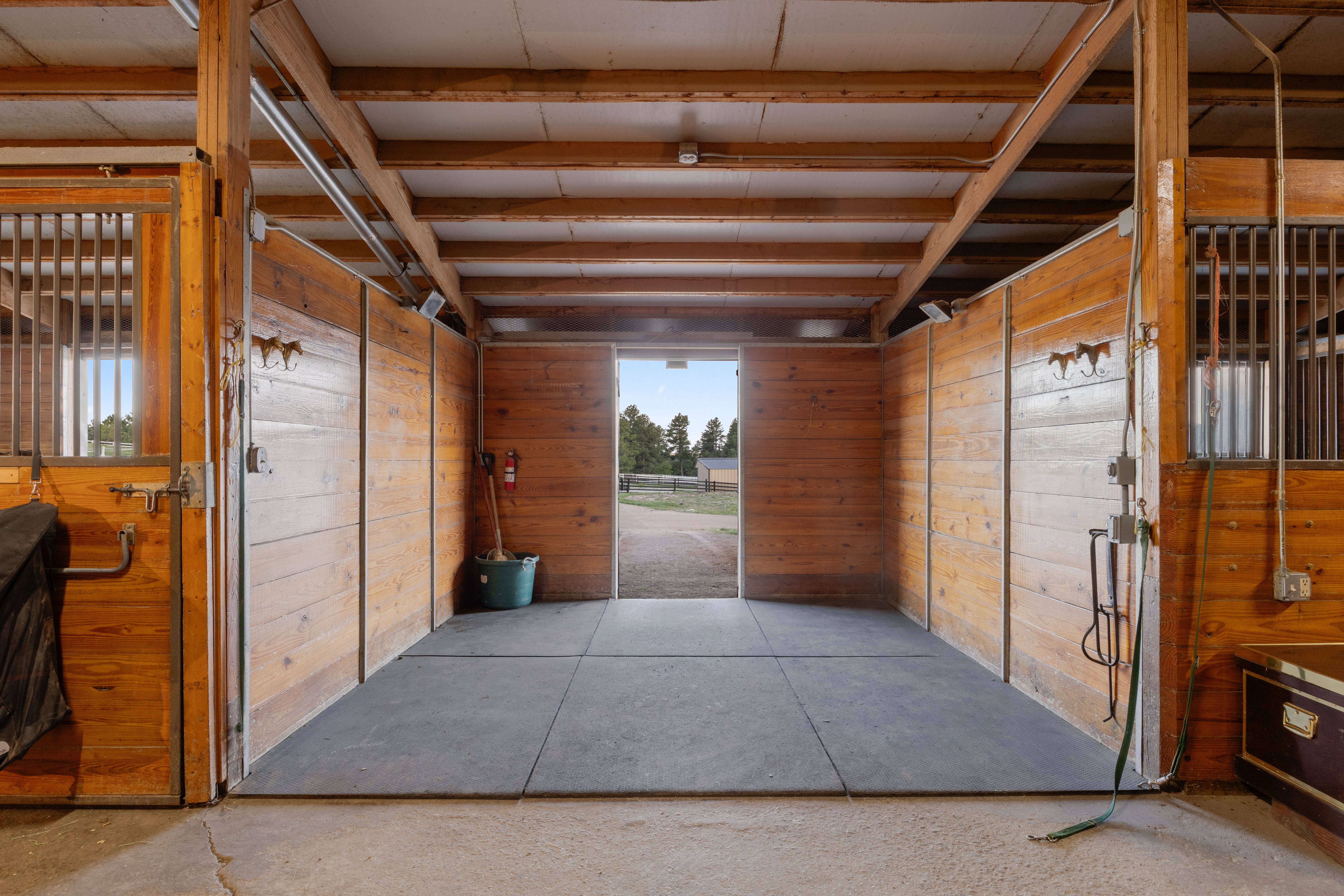  Equestrian Desert Contemporary Estate with Stable & Indoor Arena - 物件實景