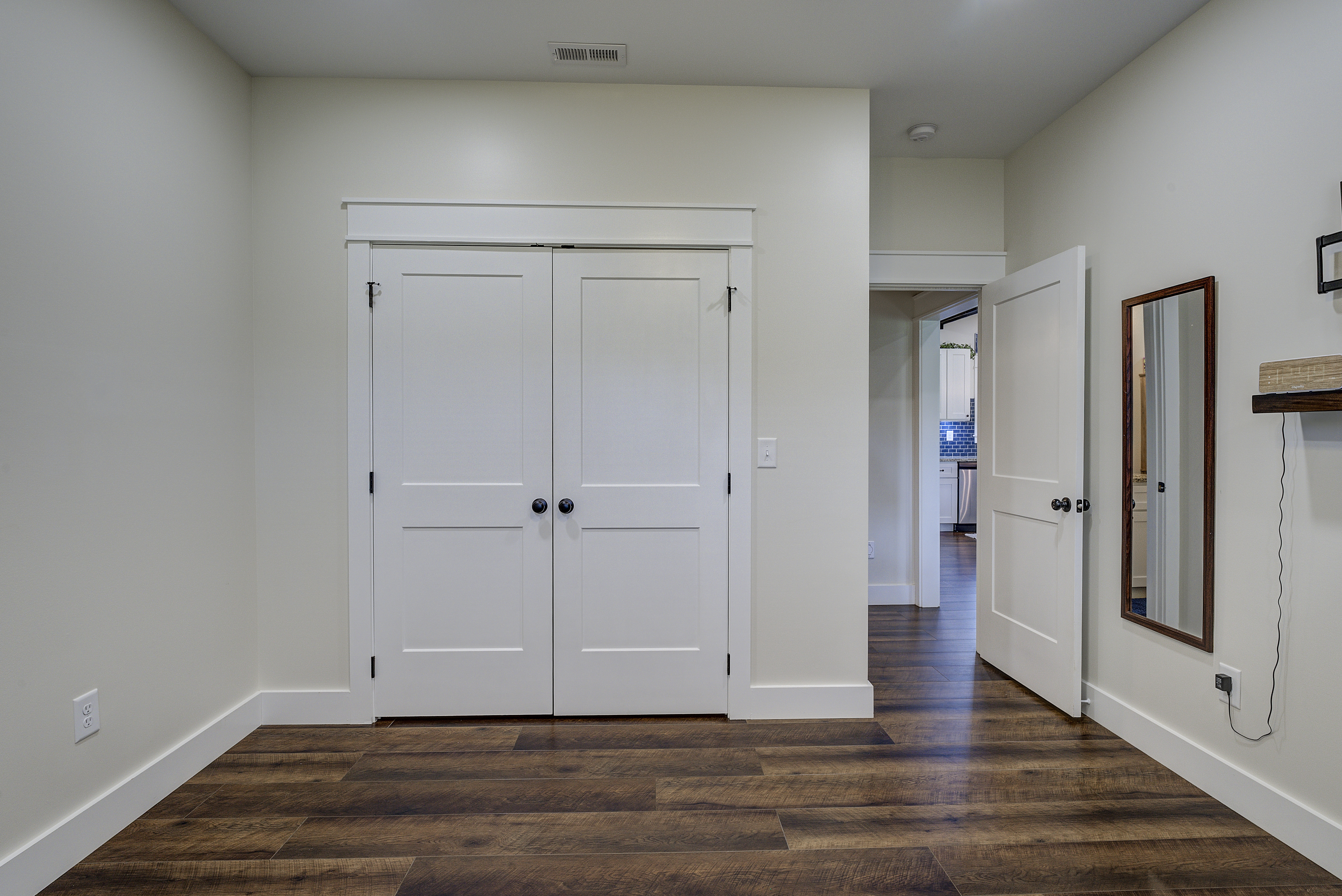 Jonesborough, Tennessee, 37659, United States, 3 Bedrooms Bedrooms, ,3 BathroomsBathrooms,Residential,For Sale,2000637