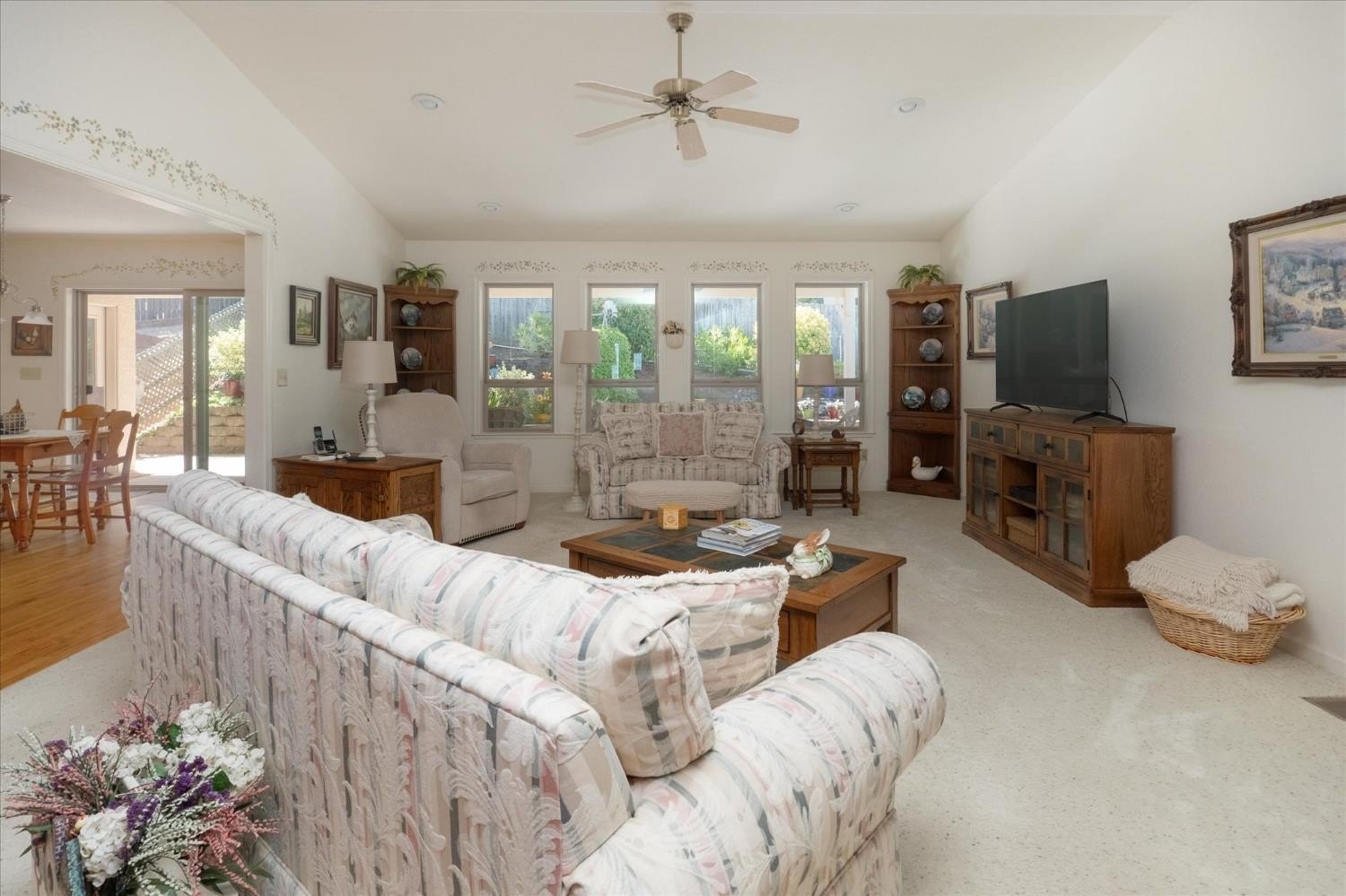 Angels Camp, California, 95222, United States, 4 Bedrooms Bedrooms, ,2 BathroomsBathrooms,Residential,For Sale,1980350