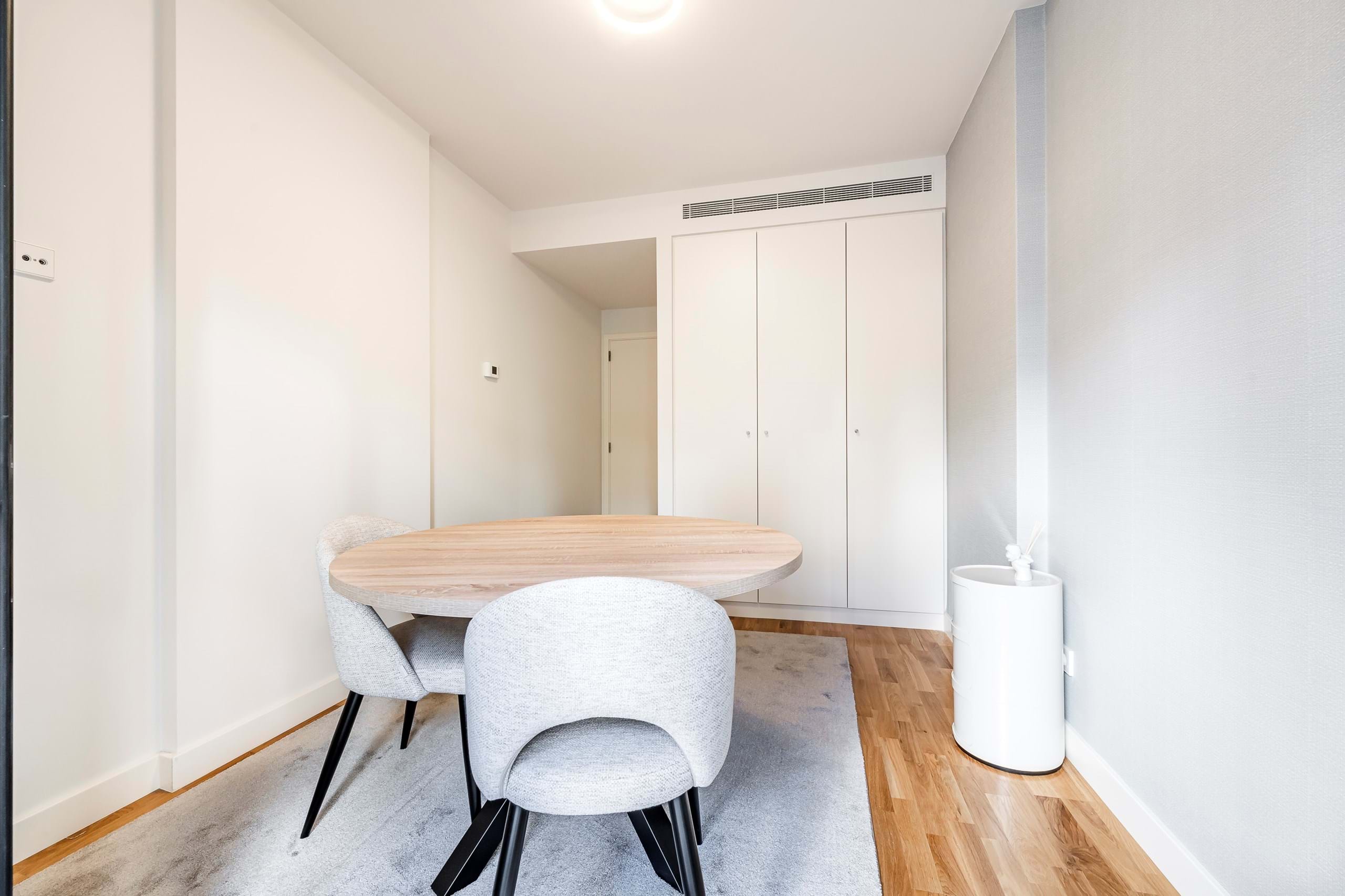 Lisboa, Lisbon, 1200-109, PT, 2 Bedrooms Bedrooms, ,3 BathroomsBathrooms,Residential,For Sale,1838032