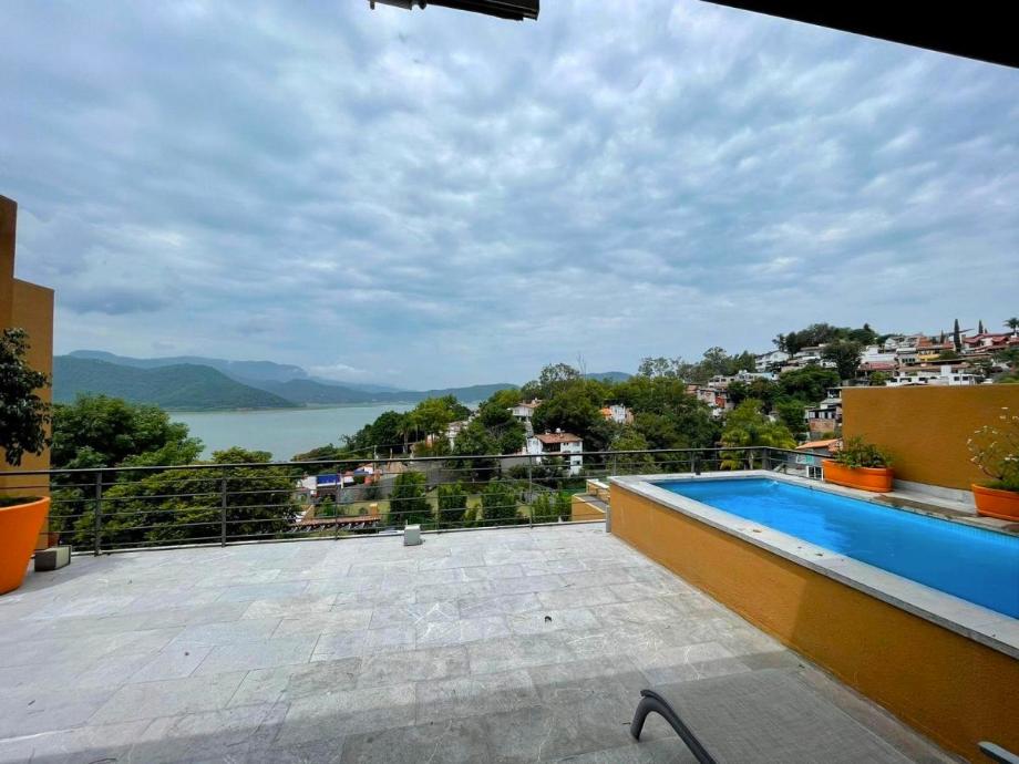 Valle de Bravo, Estado de México, 51200, Mexico, 4 Bedrooms Bedrooms, ,5 BathroomsBathrooms,Residential,For Sale,1722464