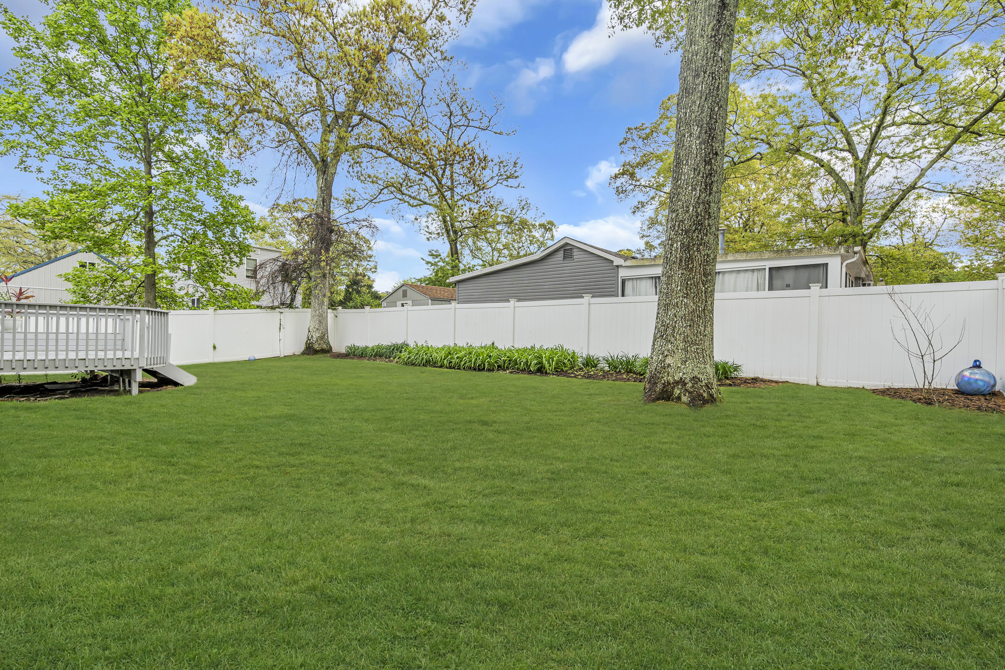  Custom Shore Colonial Nestled in Desirable Ocean Gate - 物件實景