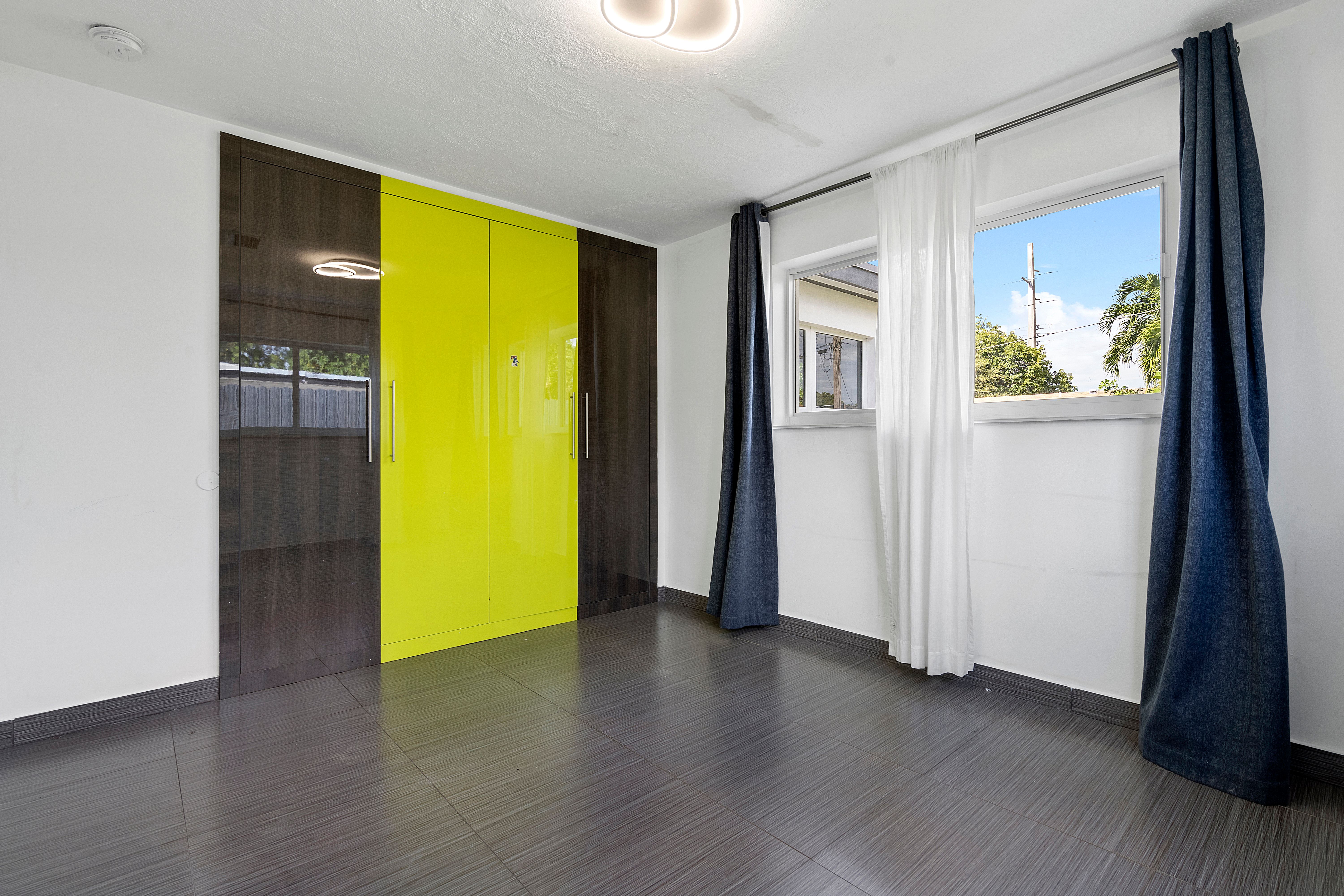  2505 NE 214th St, Aventura, FL, 33180 - 物件實景