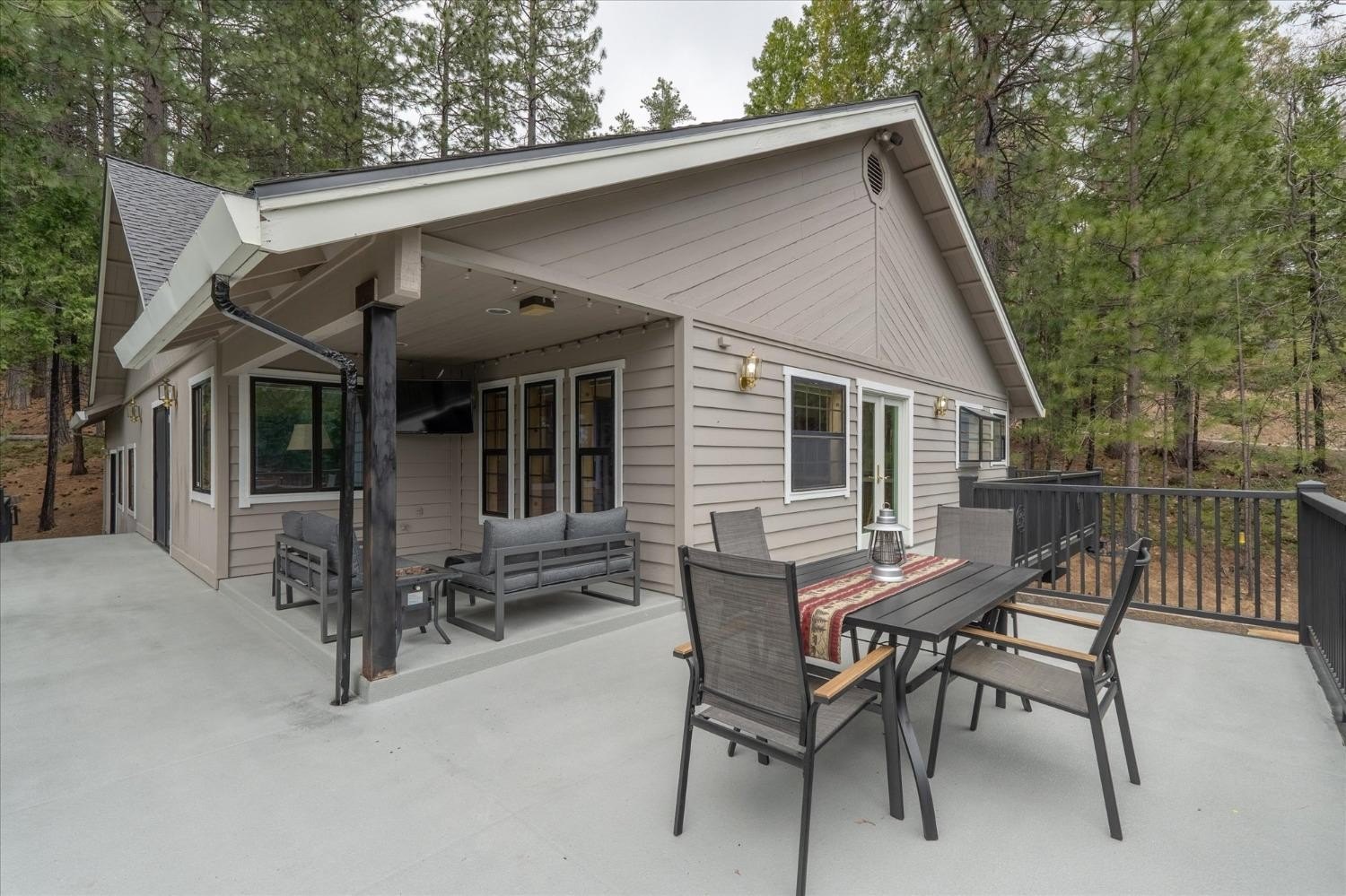 Arnold, California, 95223, United States, 3 Bedrooms Bedrooms, ,3 BathroomsBathrooms,Residential,For Sale,1922784