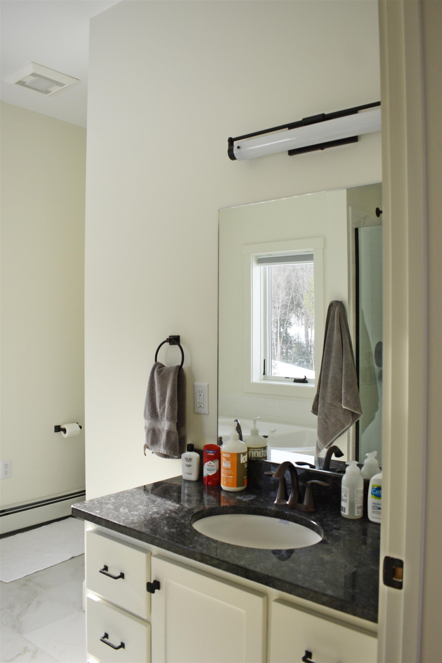 Burke, Vermont, 05832, United States, 4 Bedrooms Bedrooms, ,4 BathroomsBathrooms,Residential,For Sale,2005609